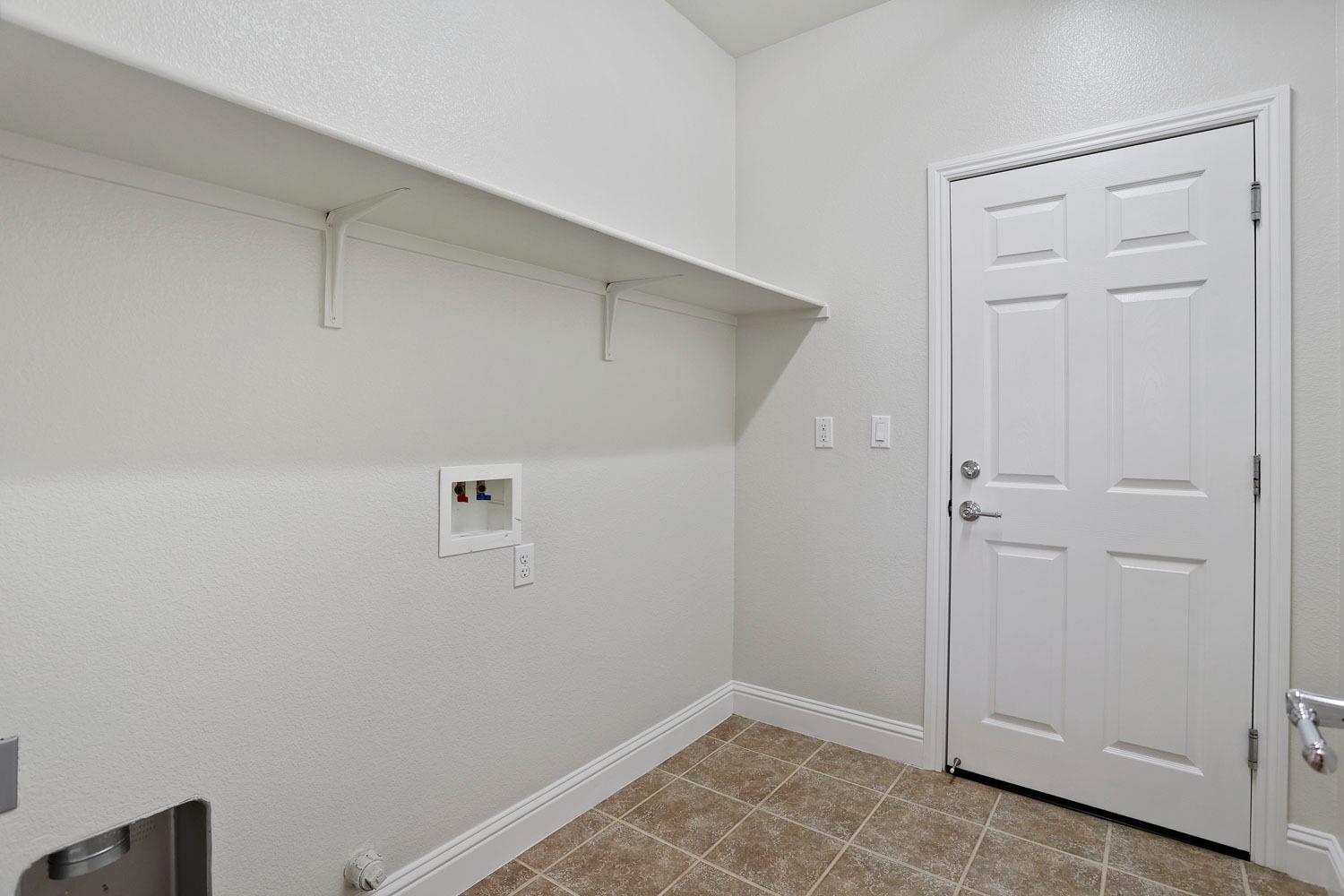 Detail Gallery Image 23 of 69 For 1785 Hickory Creek Ln, Manteca,  CA 95336 - 2 Beds | 2 Baths