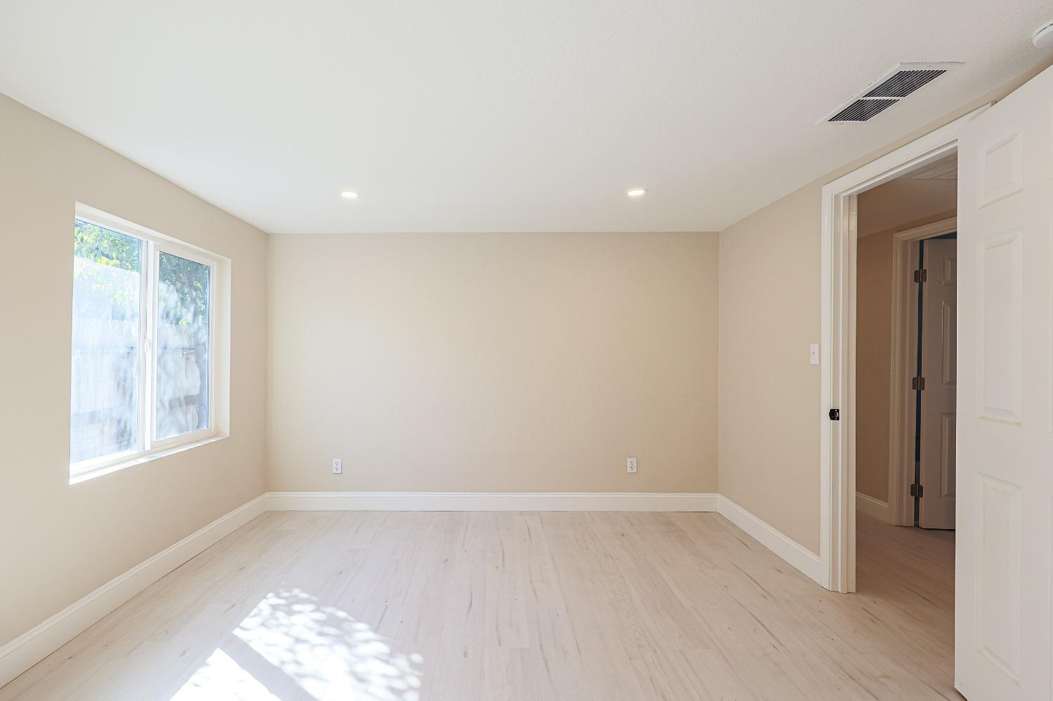 Detail Gallery Image 16 of 34 For 452 Gage St, Planada,  CA 95365 - 2 Beds | 2 Baths