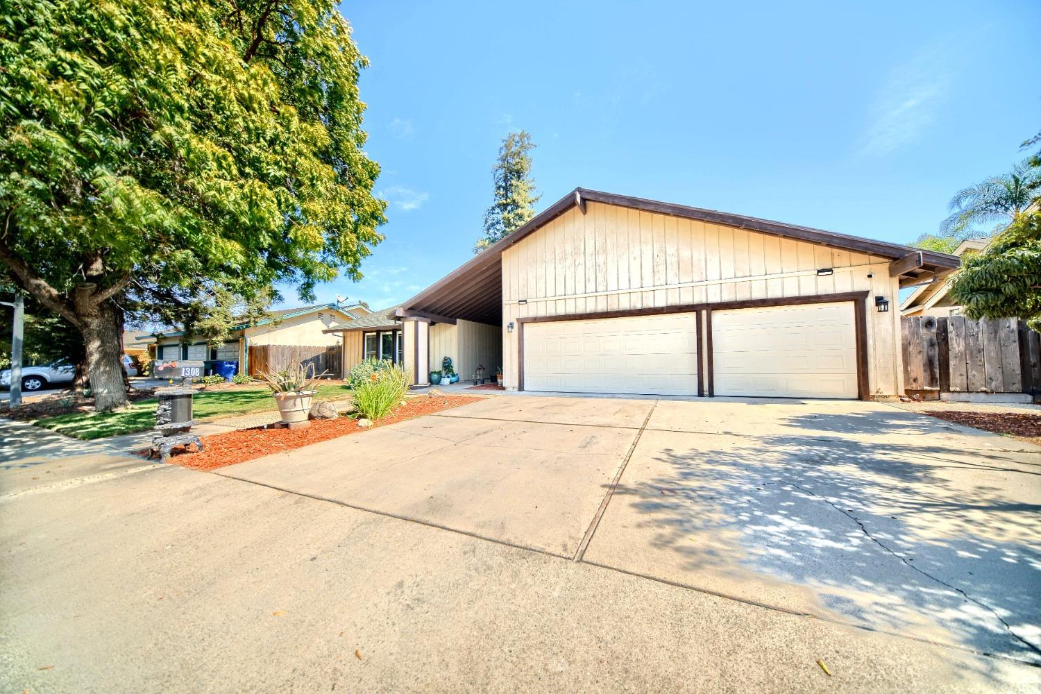 Detail Gallery Image 61 of 81 For 1308 Emigrant Way, Modesto,  CA 95358 - 3 Beds | 2 Baths