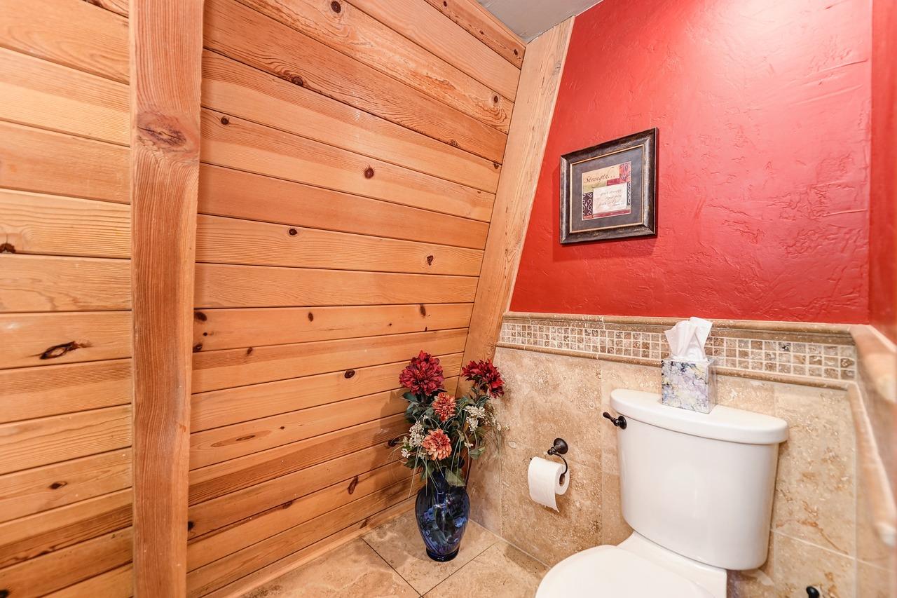 Detail Gallery Image 18 of 55 For 12810 Ranchero Way, Grass Valley,  CA 95949 - 4 Beds | 2/1 Baths