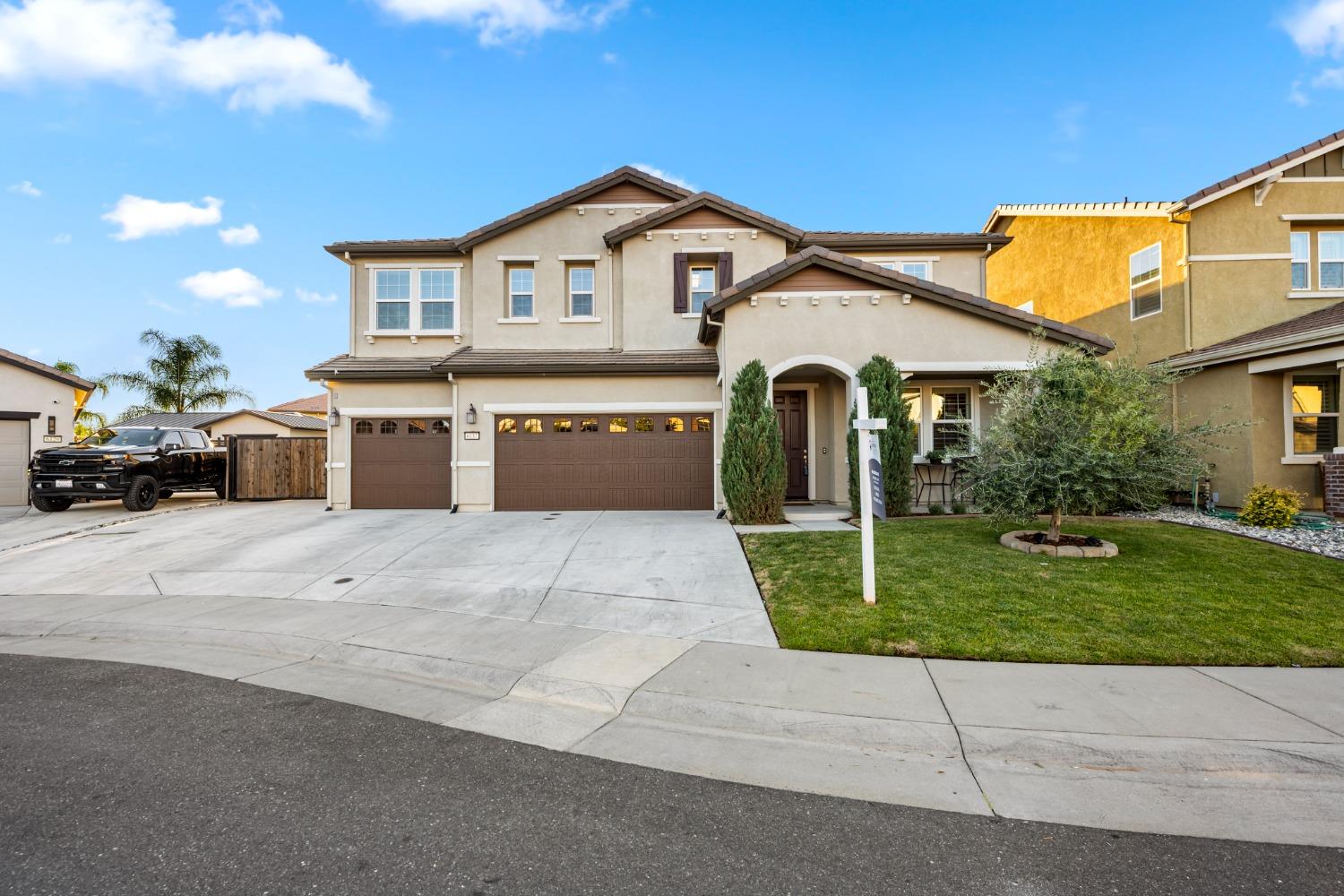 Detail Gallery Image 1 of 1 For 6137 Duet Way, Roseville,  CA 95747 - 5 Beds | 4/1 Baths