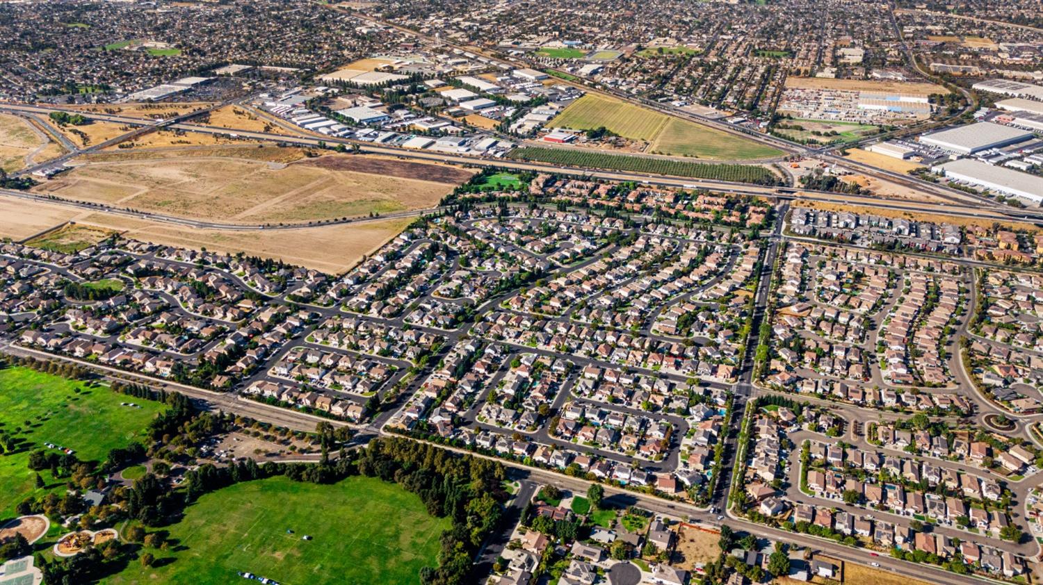 Detail Gallery Image 30 of 34 For 864 Grafton St, Manteca,  CA 95337 - 3 Beds | 2 Baths