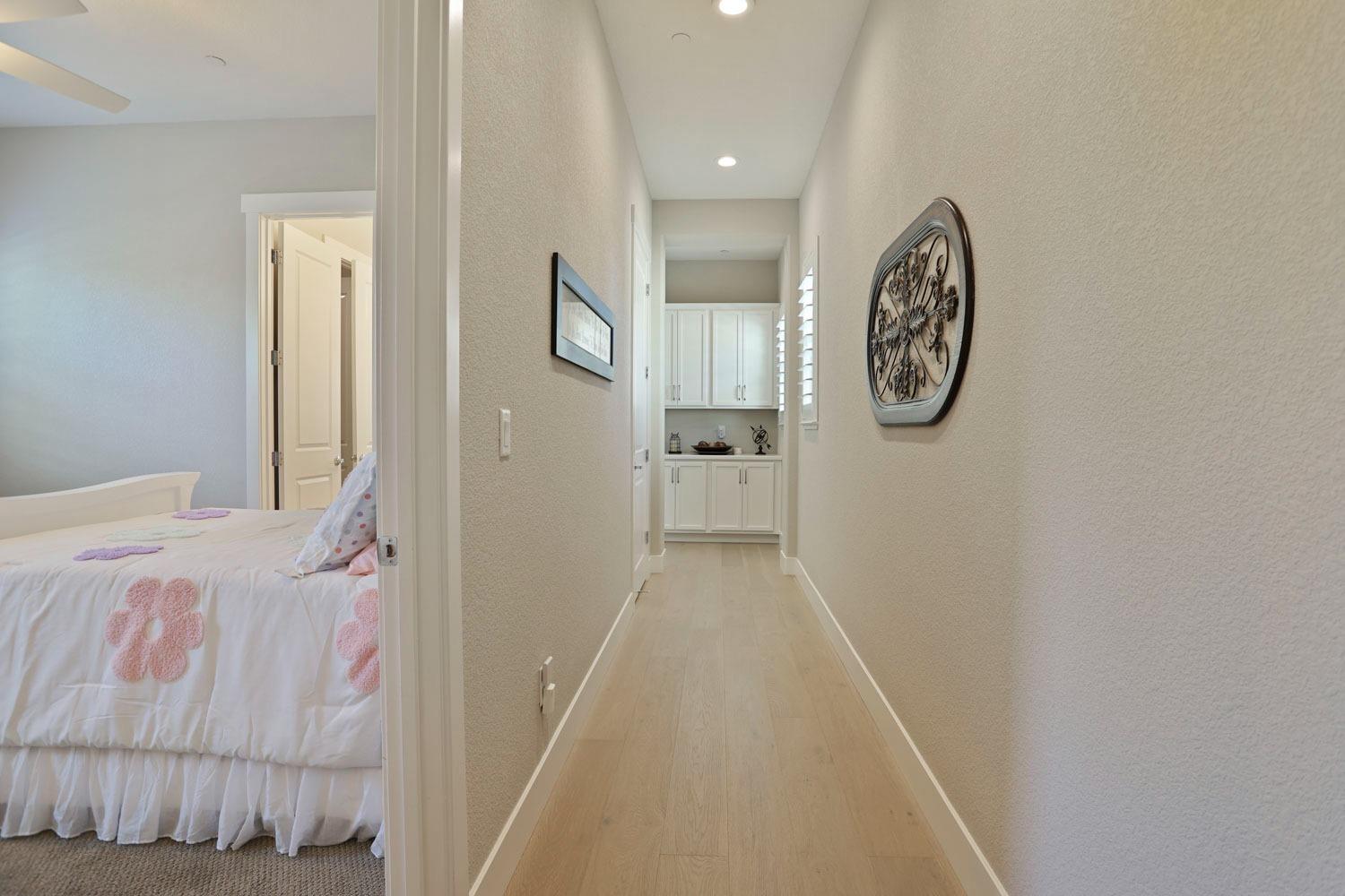 Detail Gallery Image 33 of 65 For 2504 Orsay Way, El Dorado Hills,  CA 95762 - 3 Beds | 2/1 Baths