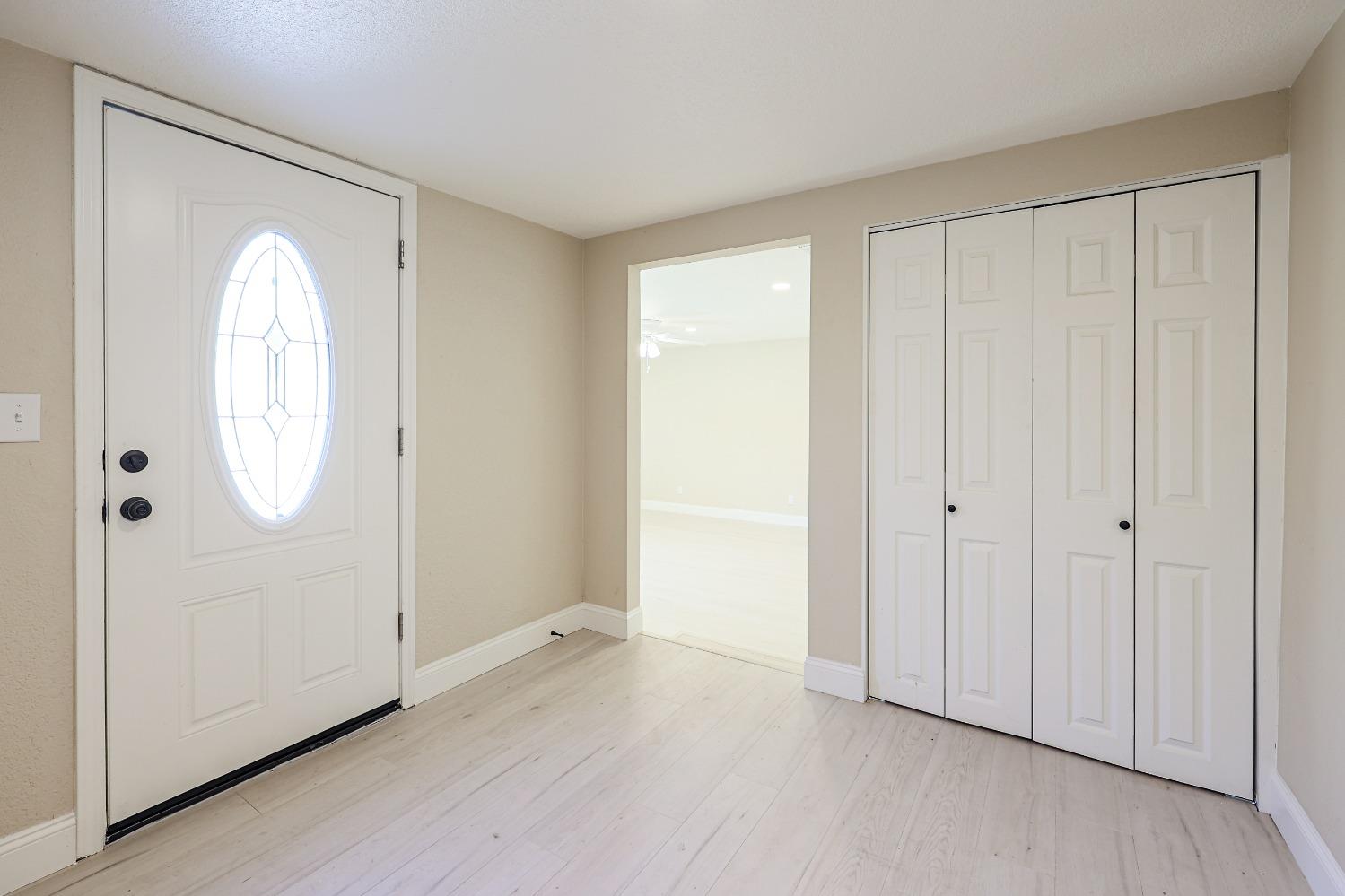 Detail Gallery Image 4 of 34 For 452 Gage St, Planada,  CA 95365 - 2 Beds | 2 Baths