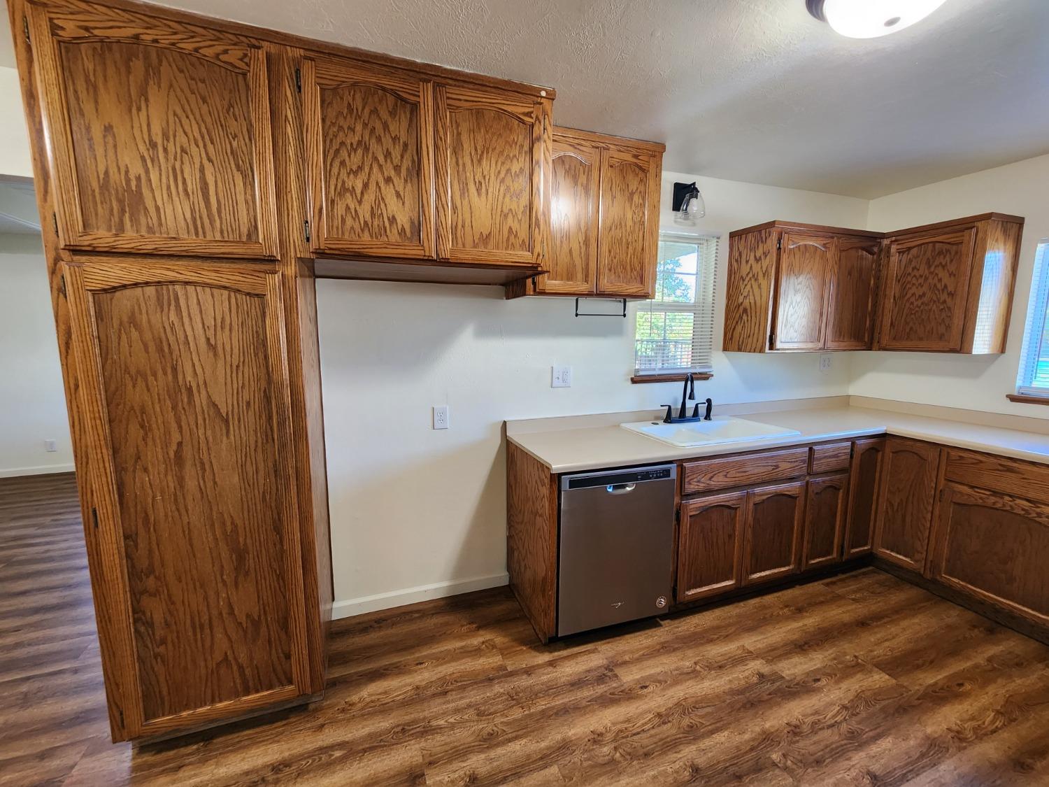 Detail Gallery Image 5 of 22 For 447 Sage, Gridley,  CA 95948 - 4 Beds | 2 Baths