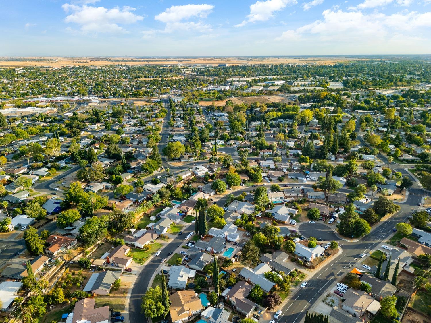 La Cumbra Circle, Rancho Cordova, California image 41