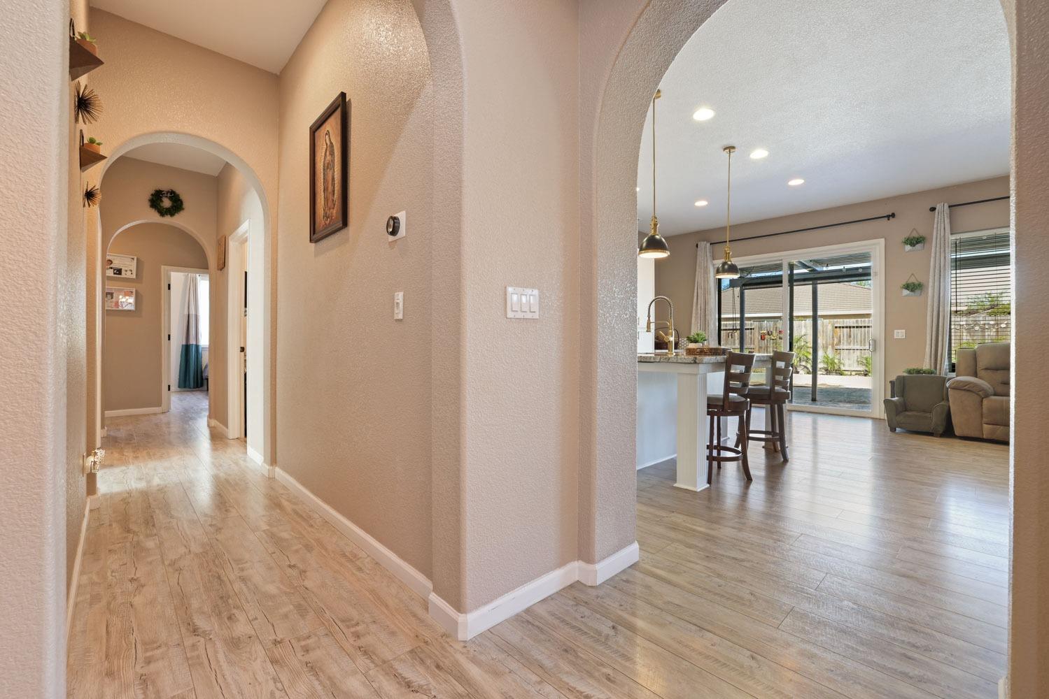 Detail Gallery Image 12 of 54 For 1495 Vasco St, Manteca,  CA 95337 - 4 Beds | 2 Baths