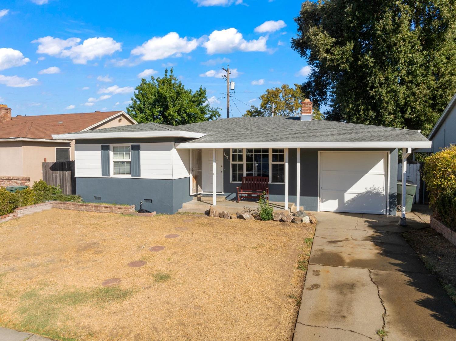 Detail Gallery Image 23 of 24 For 4521 40th Ave, Sacramento,  CA 95824 - 4 Beds | 2 Baths