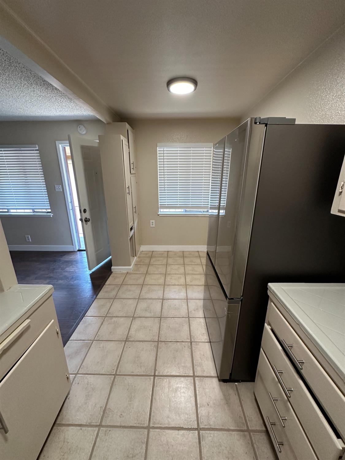 Detail Gallery Image 25 of 25 For 3130 3rd Ave, Sacramento,  CA 95817 - – Beds | – Baths