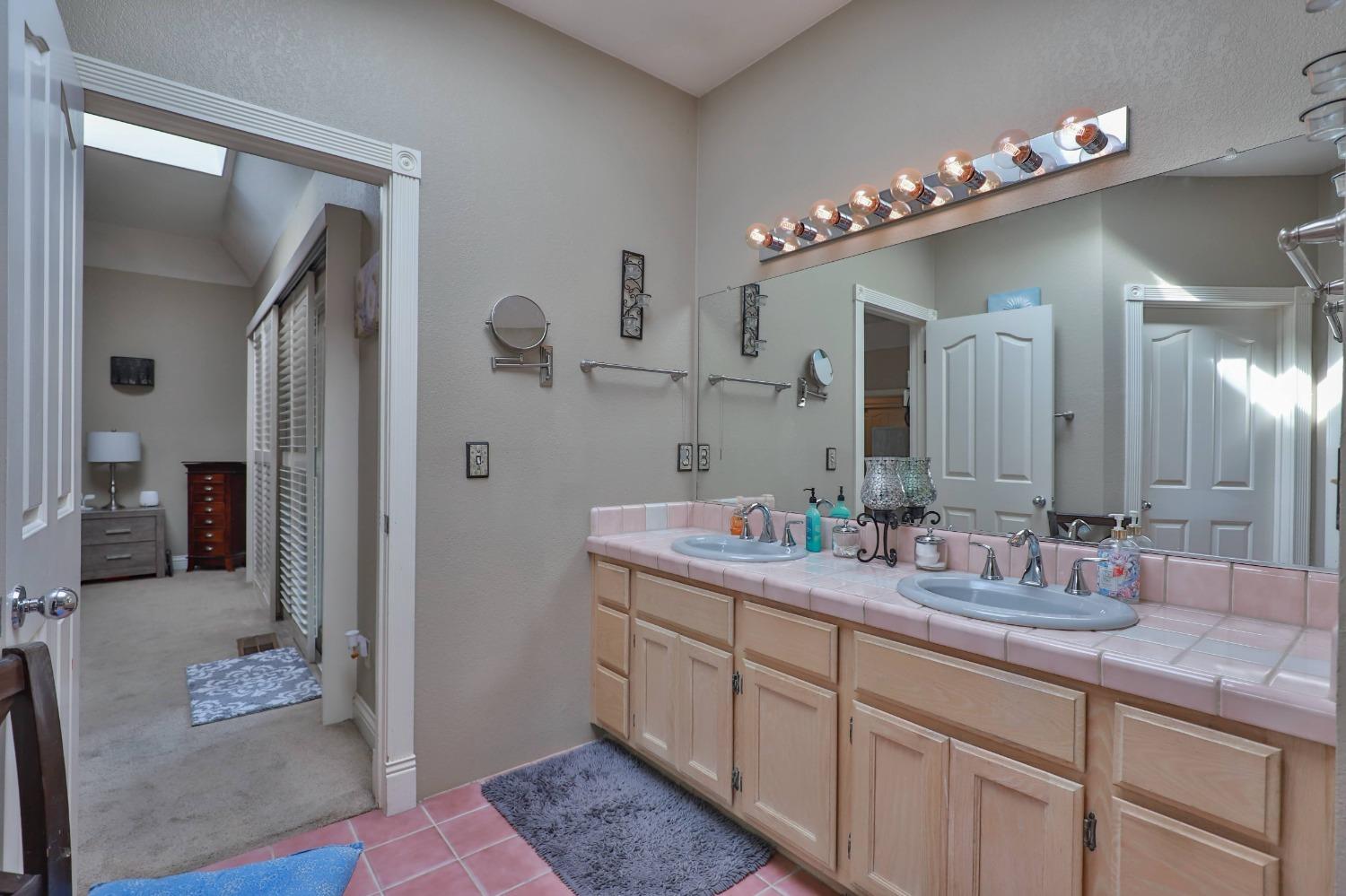 Detail Gallery Image 41 of 41 For 841 Oak Crest Cir, Placerville,  CA 95667 - 3 Beds | 2/1 Baths