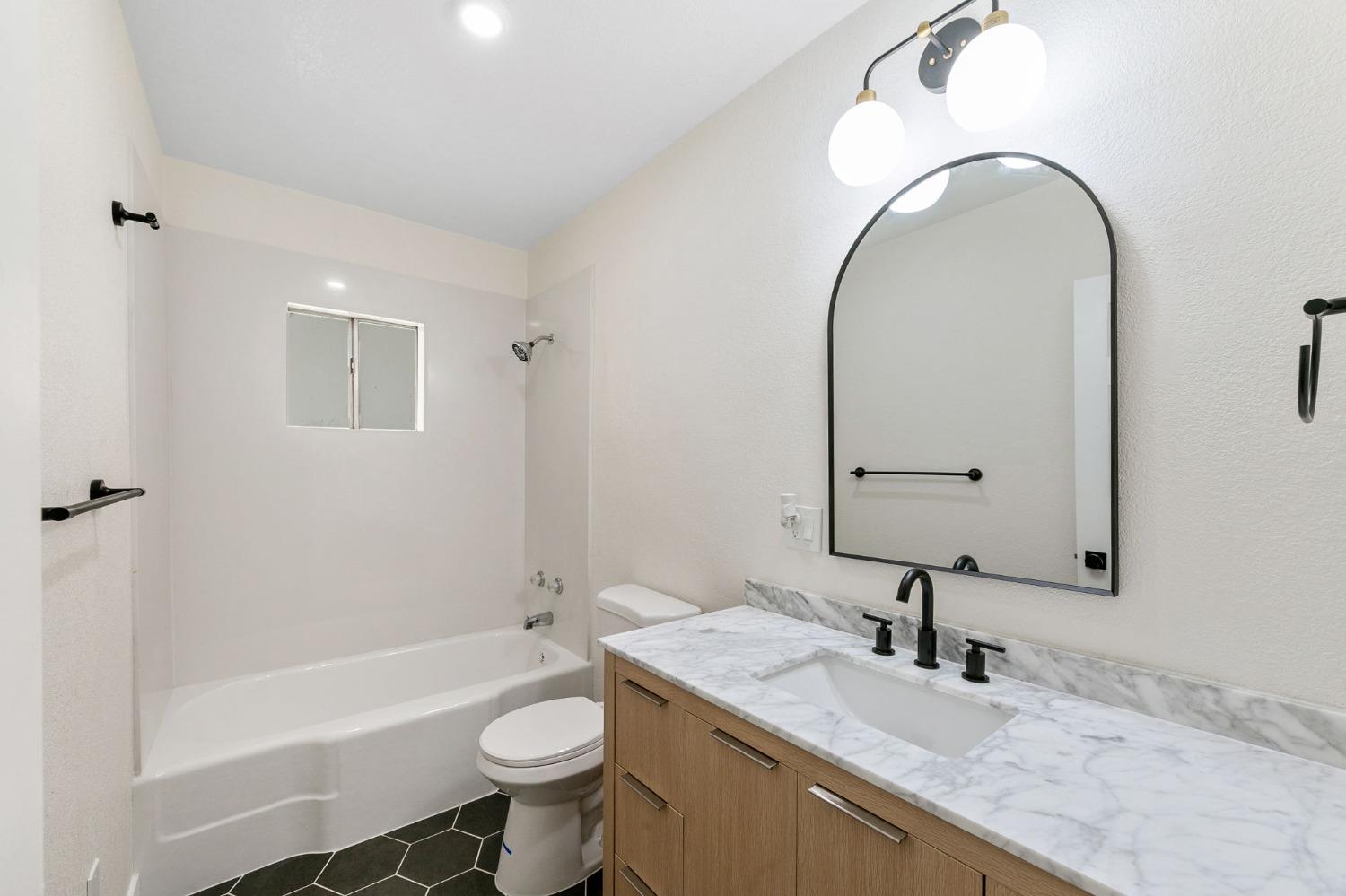 Detail Gallery Image 23 of 36 For 102 Clover St, Woodland,  CA 95695 - 2 Beds | 1 Baths