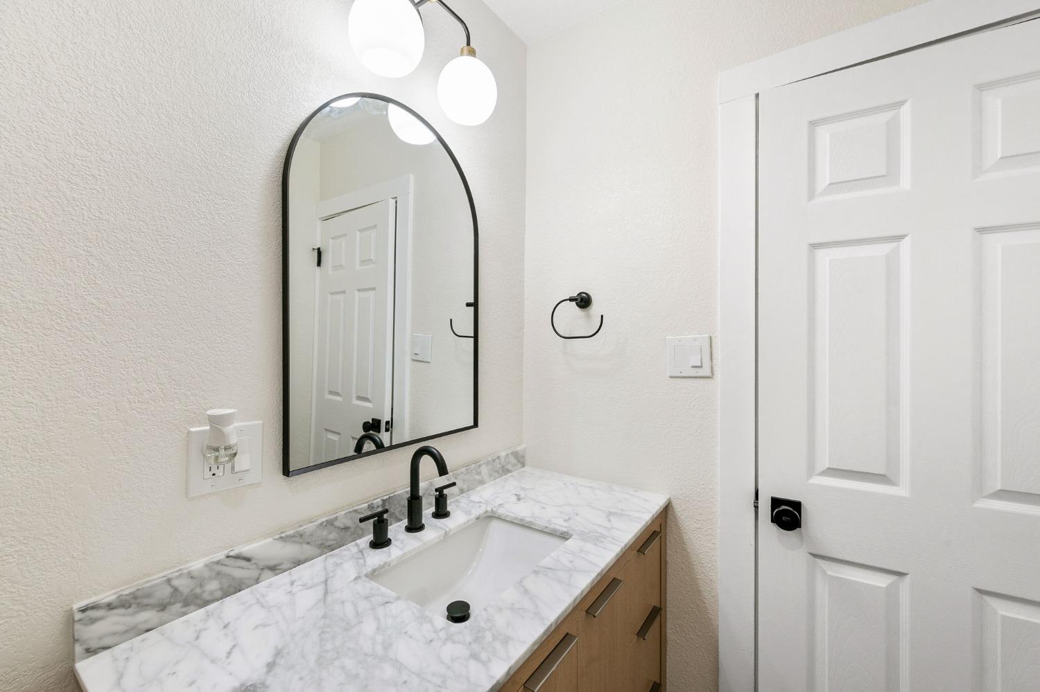 Detail Gallery Image 25 of 36 For 102 Clover St, Woodland,  CA 95695 - 2 Beds | 1 Baths