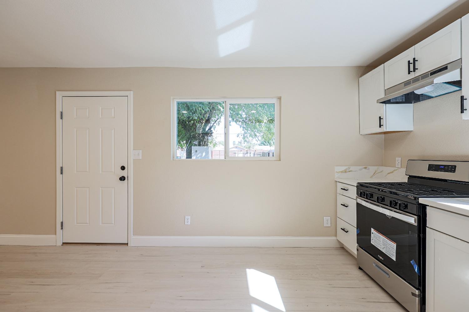 Detail Gallery Image 12 of 34 For 452 Gage St, Planada,  CA 95365 - 2 Beds | 2 Baths