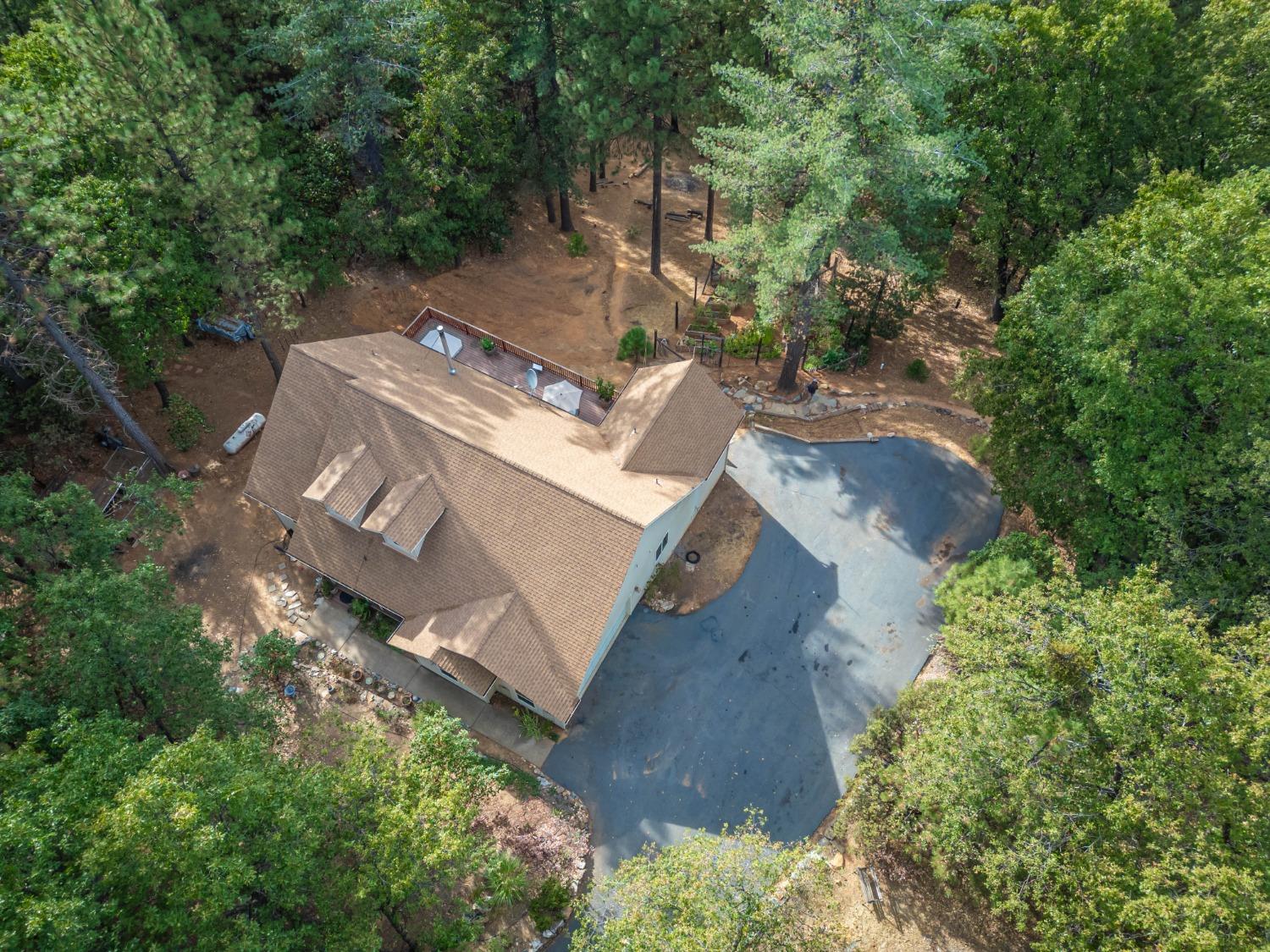 Detail Gallery Image 52 of 63 For 6298 Pine Needle Ln, Placerville,  CA 95667 - 3 Beds | 2 Baths