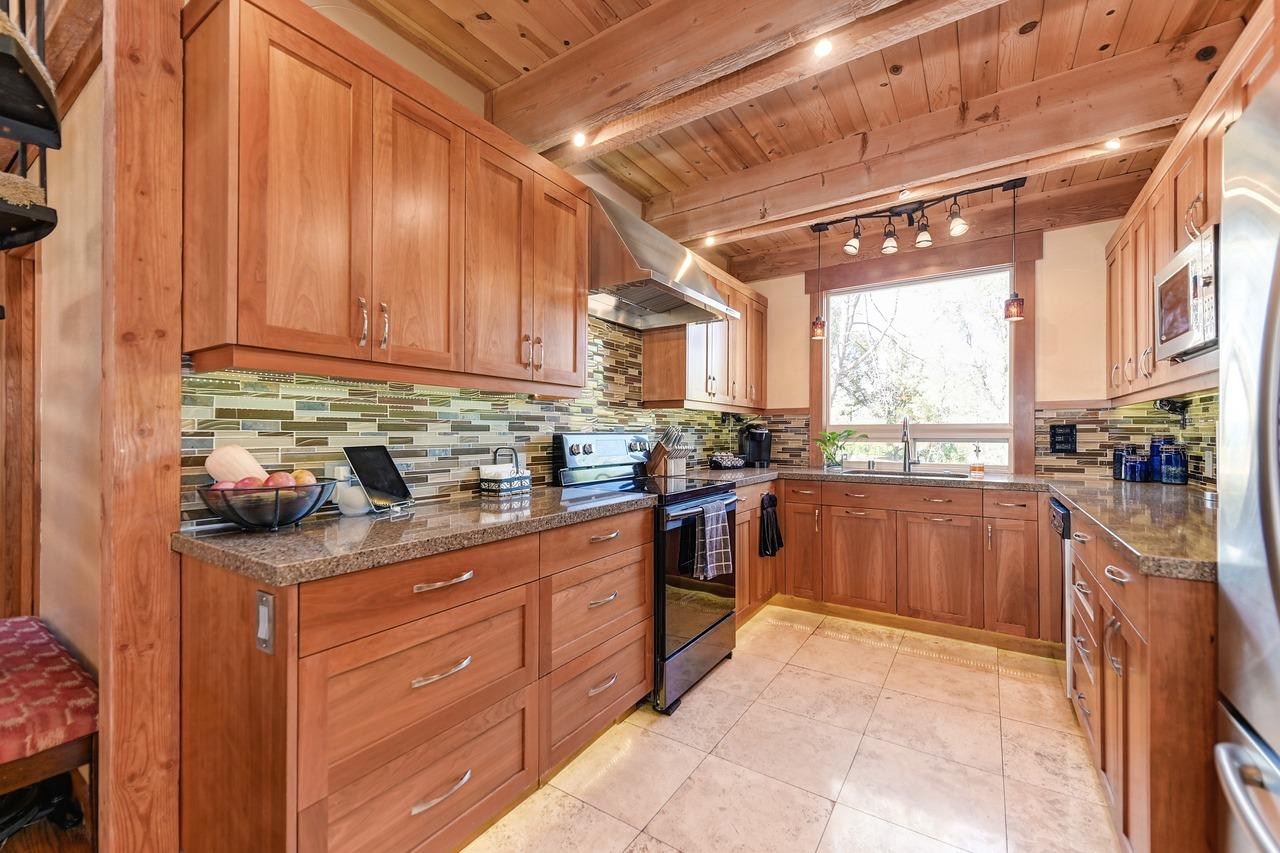 Detail Gallery Image 15 of 55 For 12810 Ranchero Way, Grass Valley,  CA 95949 - 4 Beds | 2/1 Baths