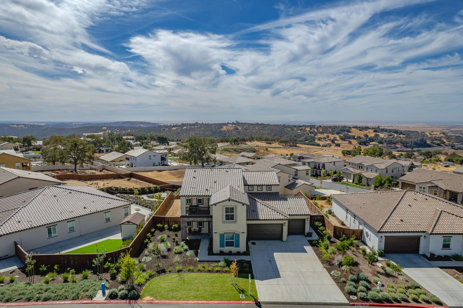 Detail Gallery Image 2 of 42 For 1004 Trapani Ln, El Dorado Hills,  CA 95762 - 4 Beds | 3/1 Baths