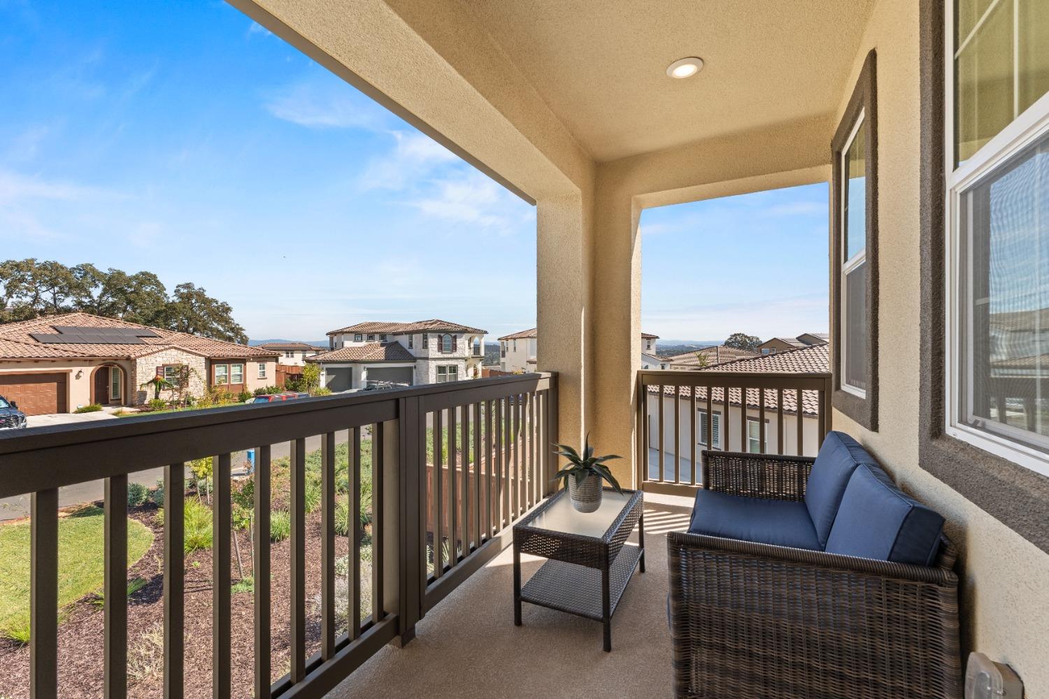 Detail Gallery Image 26 of 42 For 1004 Trapani Ln, El Dorado Hills,  CA 95762 - 4 Beds | 3/1 Baths