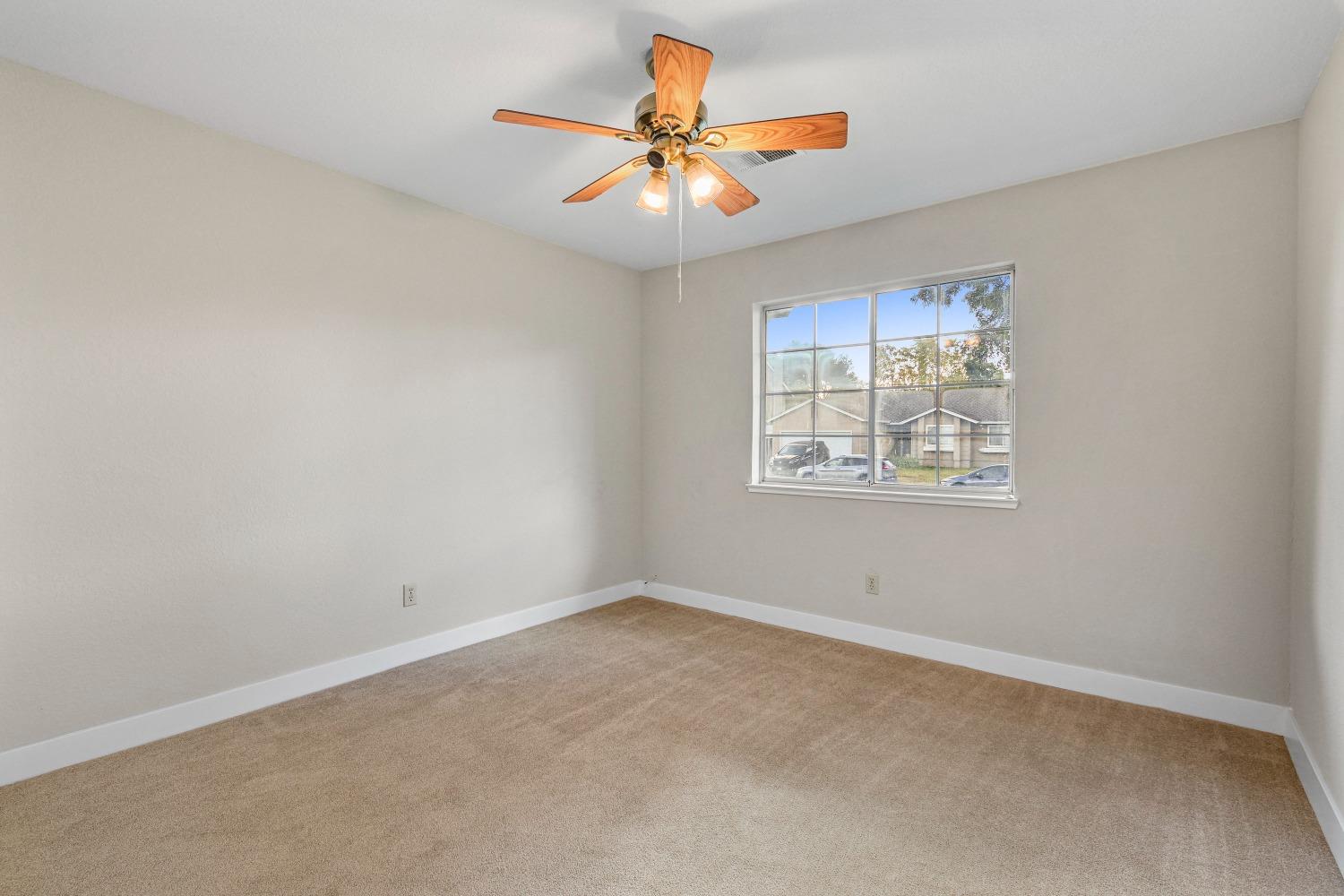 Detail Gallery Image 27 of 38 For 599 Sunrise Pl, Lathrop,  CA 95330 - 3 Beds | 2 Baths