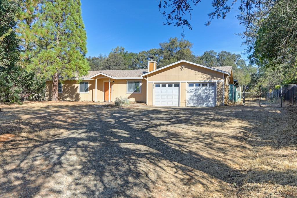 Detail Gallery Image 1 of 53 For 3901 Crosswood Dr, Shingle Springs,  CA 95682 - 3 Beds | 2 Baths