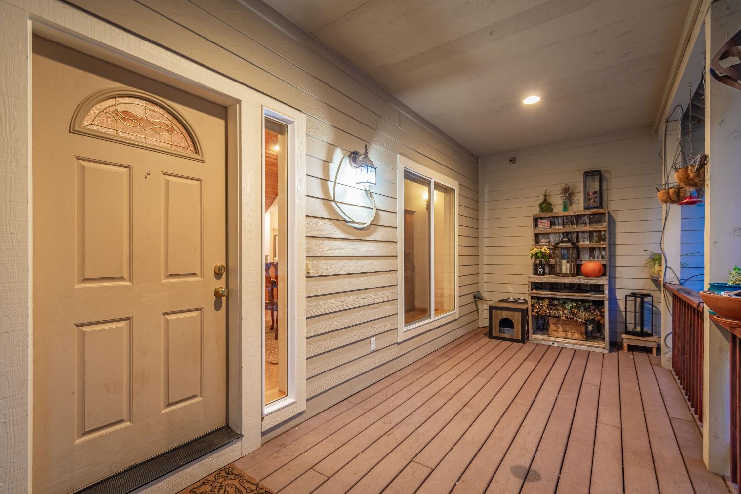 Detail Gallery Image 7 of 63 For 6298 Pine Needle Ln, Placerville,  CA 95667 - 3 Beds | 2 Baths