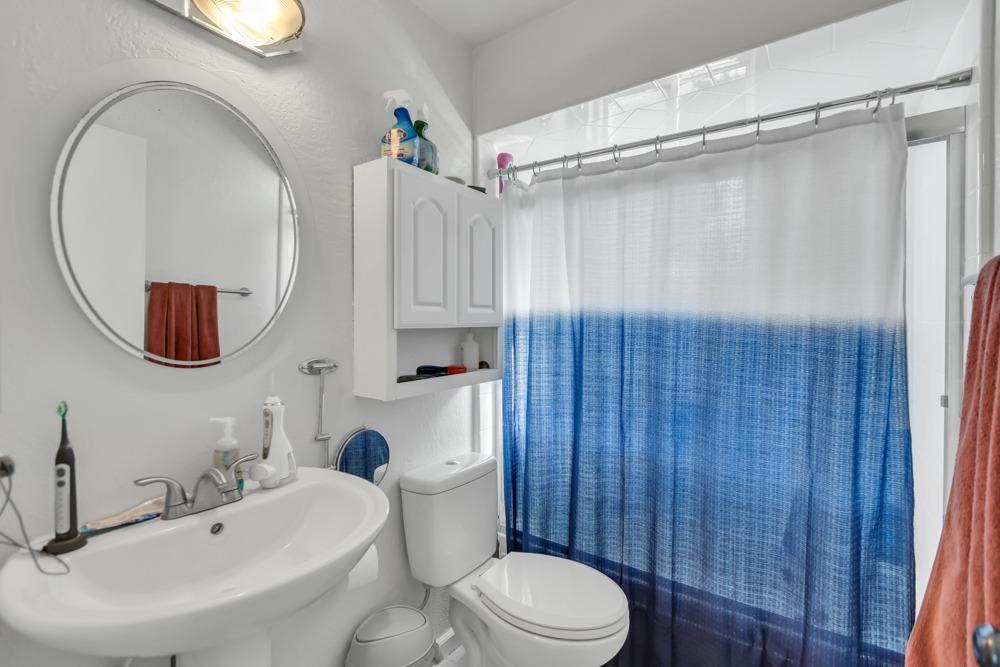 Detail Gallery Image 15 of 35 For 2448 Rashawn Dr, Rancho Cordova,  CA 95670 - 2 Beds | 1 Baths