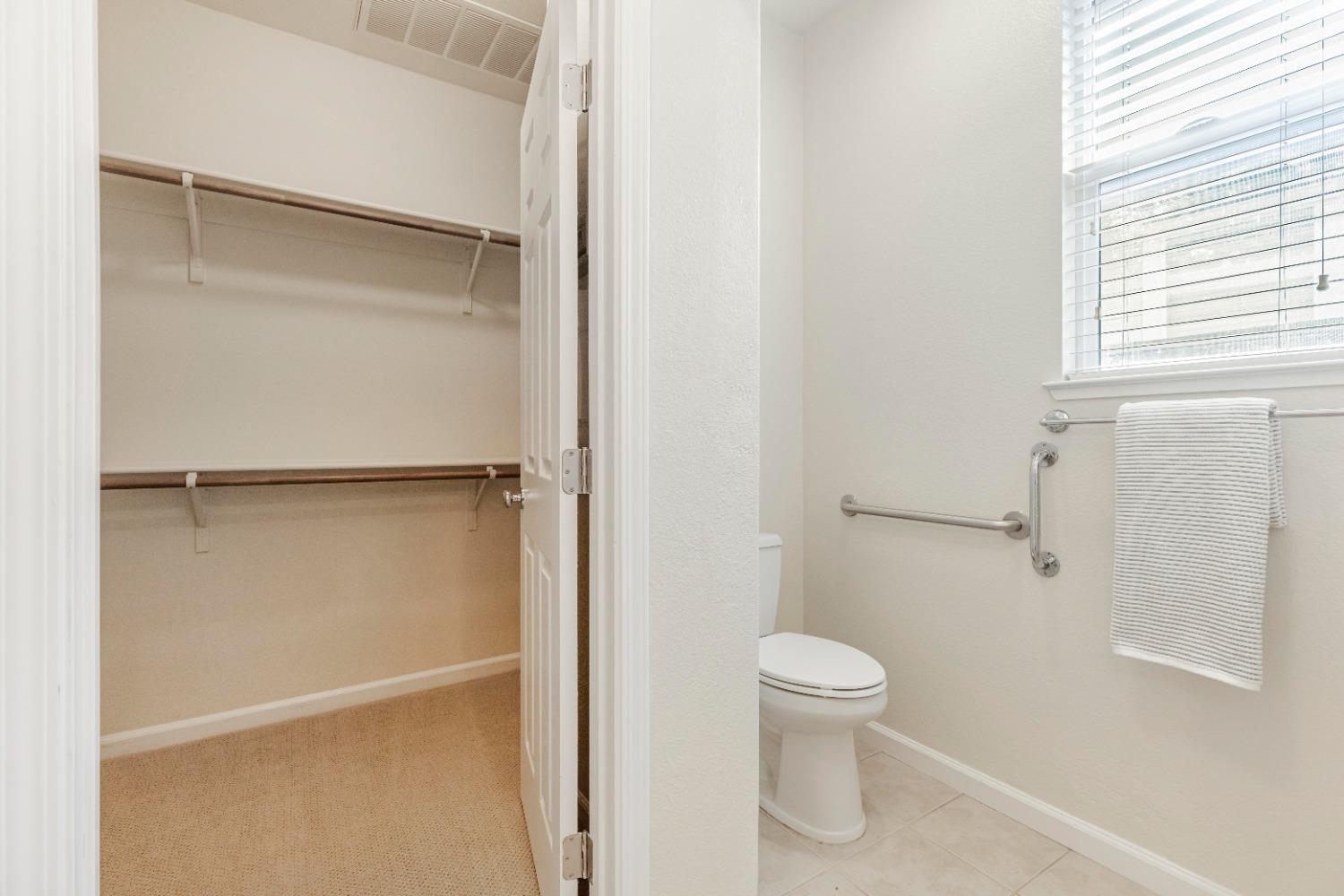 Detail Gallery Image 29 of 62 For 2357 Ryedale Ln, Sacramento,  CA 95835 - 2 Beds | 2 Baths