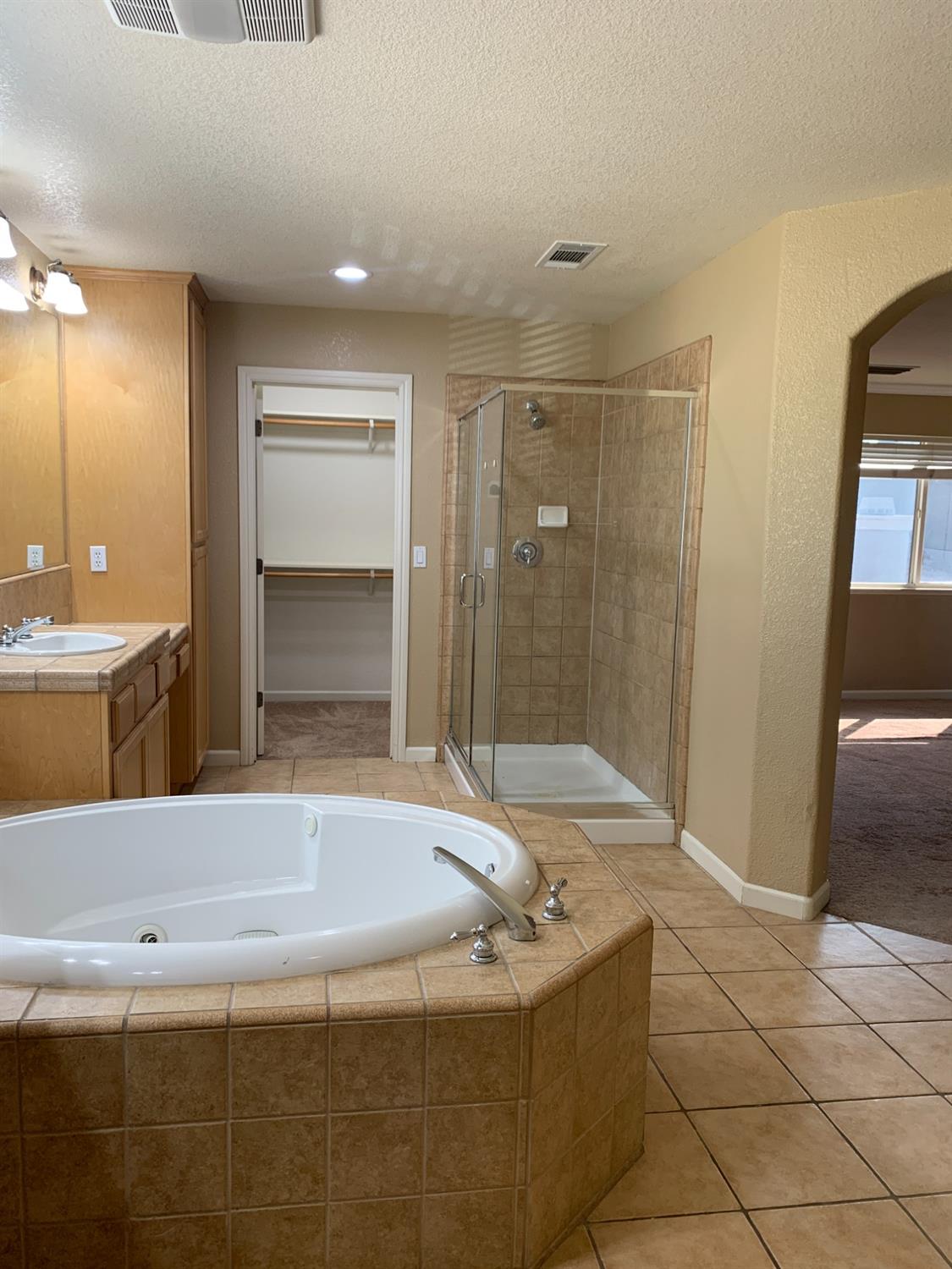 Detail Gallery Image 23 of 42 For 2266 Grand Teton Ct, Tracy,  CA 95377 - 4 Beds | 2/1 Baths