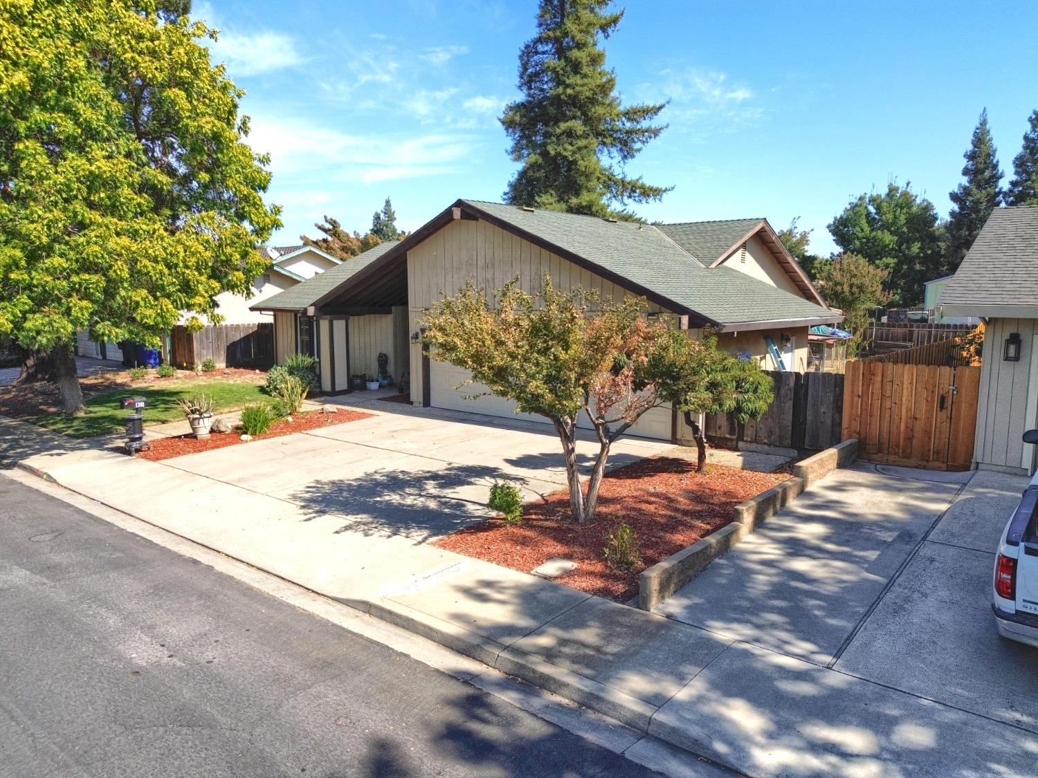 Detail Gallery Image 79 of 81 For 1308 Emigrant Way, Modesto,  CA 95358 - 3 Beds | 2 Baths