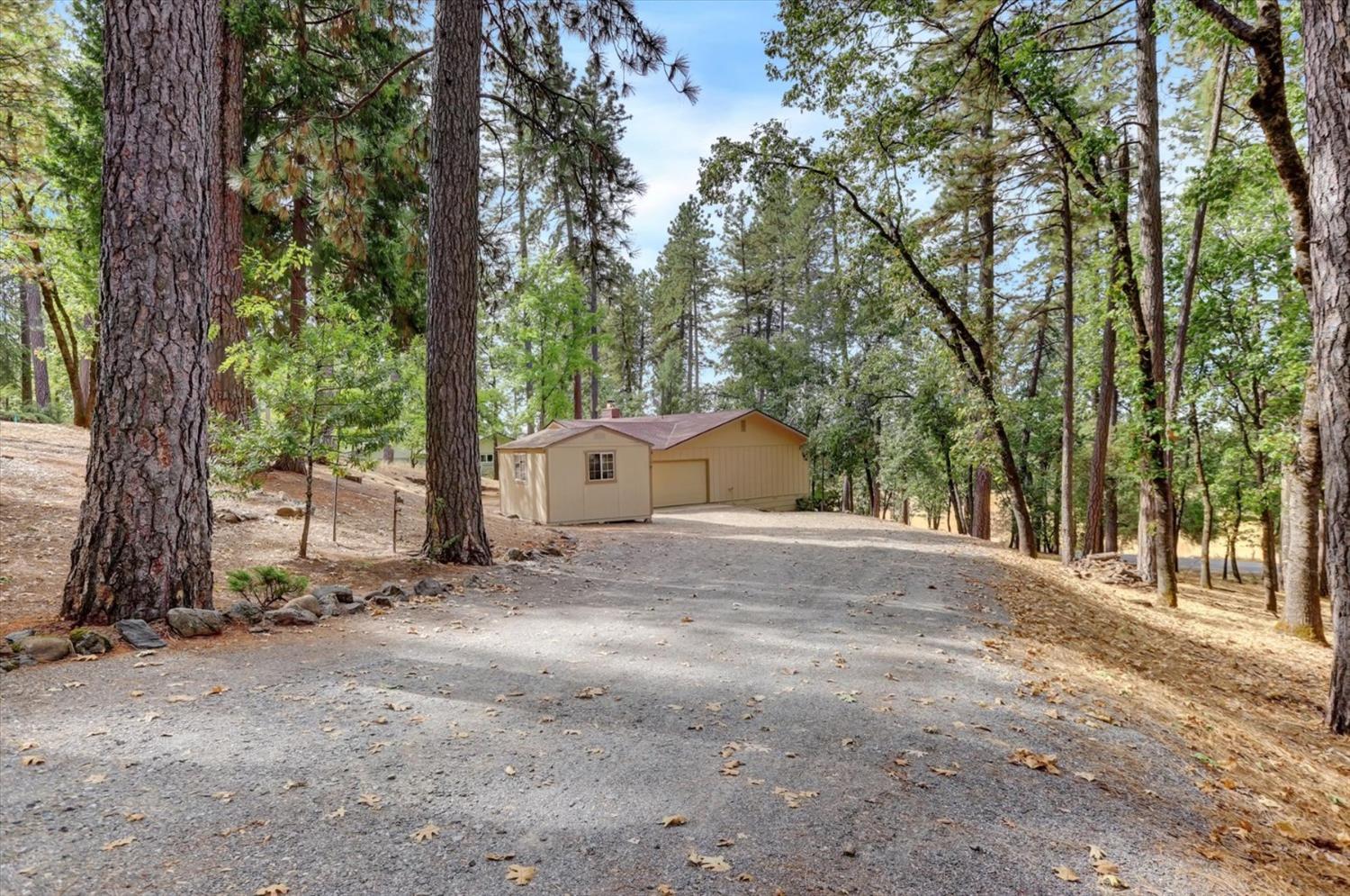 Detail Gallery Image 60 of 90 For 12534 Nottingham Ln, Grass Valley,  CA 95949 - 3 Beds | 2 Baths