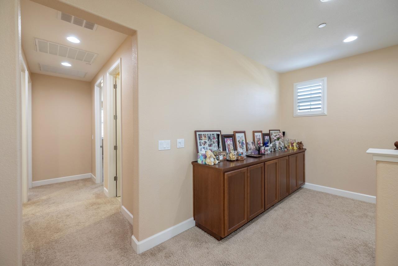 Detail Gallery Image 32 of 66 For 1606 Monroe Way, Rocklin,  CA 95765 - 4 Beds | 3/1 Baths