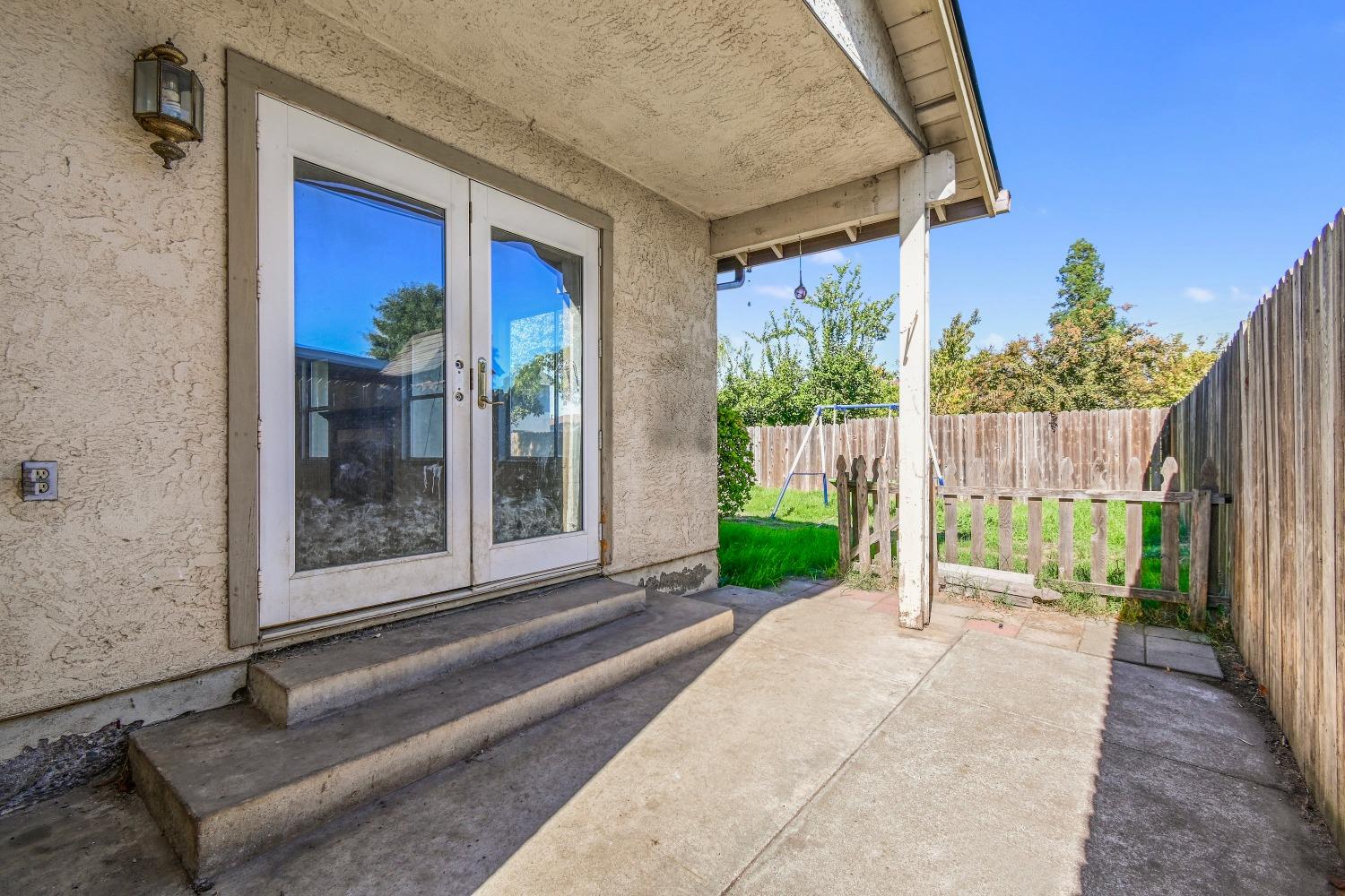 Detail Gallery Image 35 of 38 For 599 Sunrise Pl, Lathrop,  CA 95330 - 3 Beds | 2 Baths