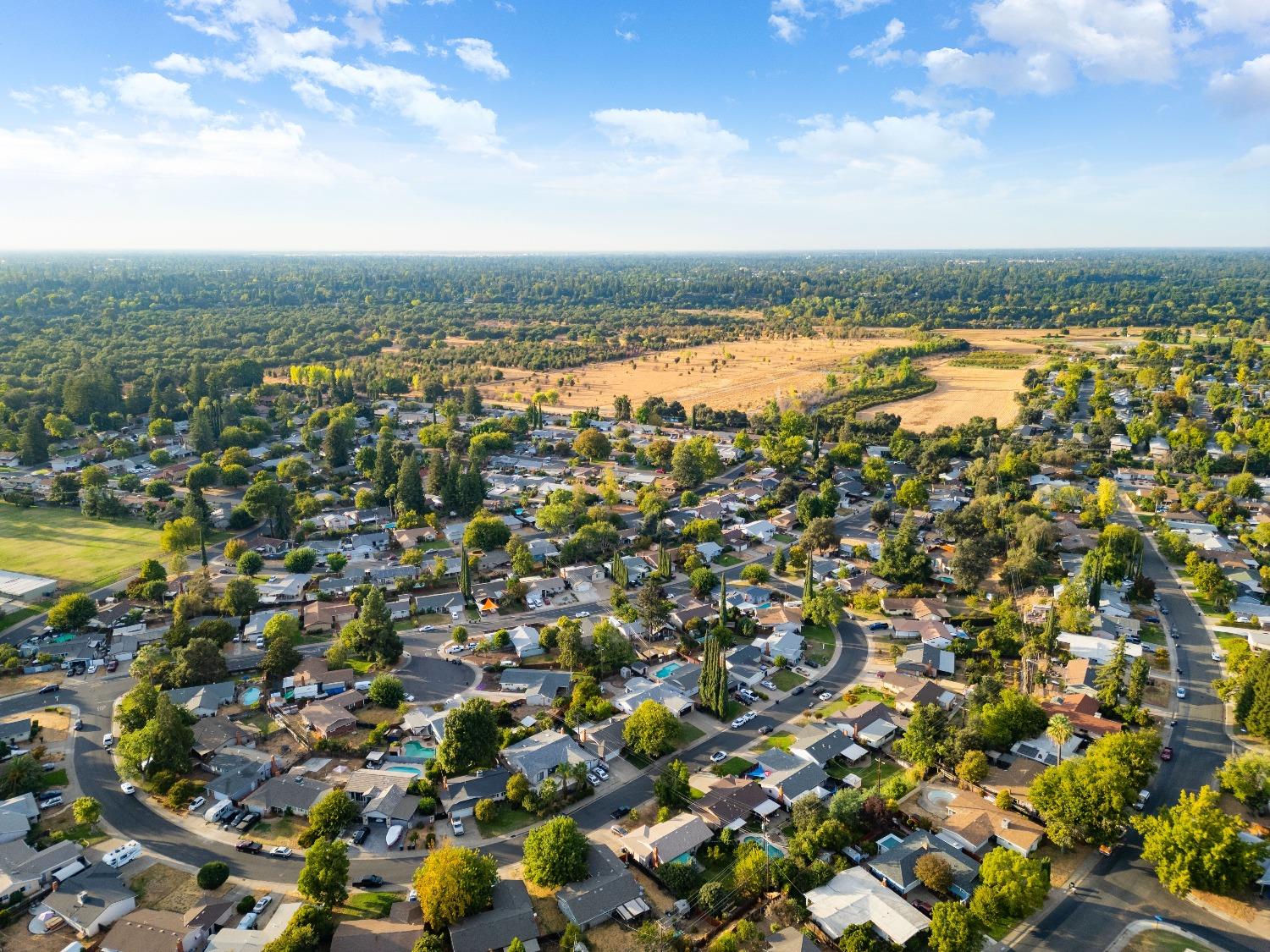 La Cumbra Circle, Rancho Cordova, California image 40