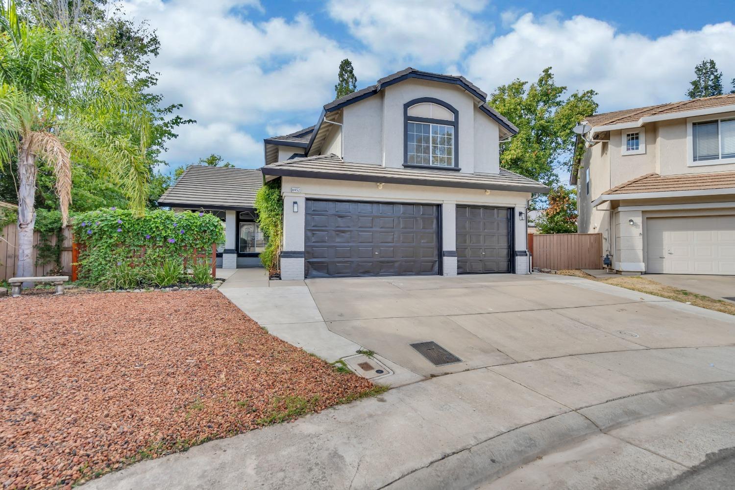 Detail Gallery Image 2 of 40 For 8952 Panamint Ct, Elk Grove,  CA 95624 - 4 Beds | 3 Baths