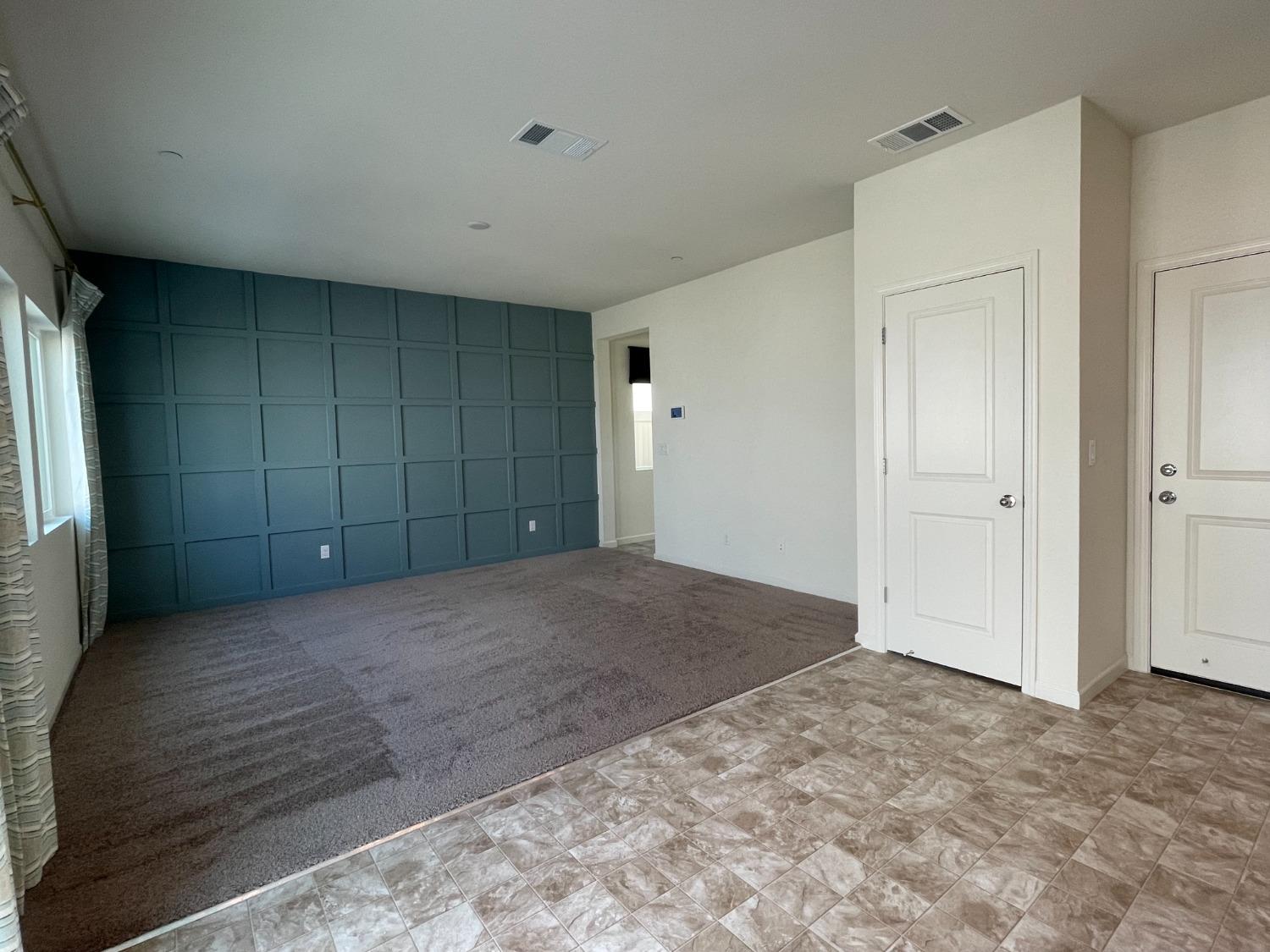 Detail Gallery Image 11 of 33 For 1554 Bridgegate Way, Sacramento,  CA 95834 - 3 Beds | 2/1 Baths