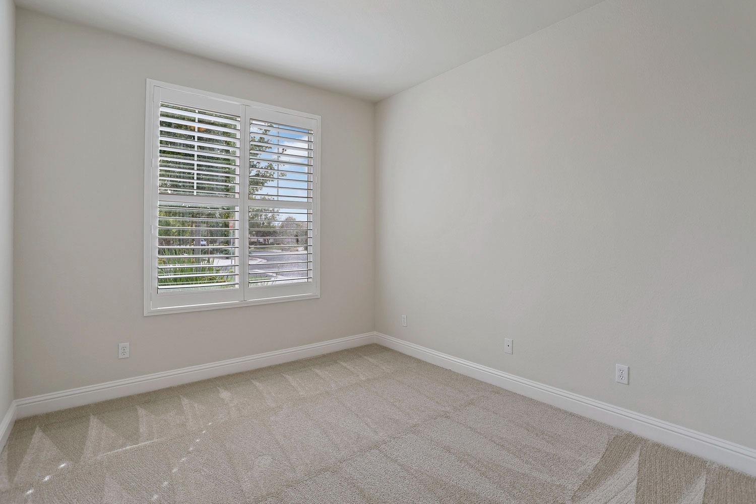 Detail Gallery Image 12 of 69 For 1785 Hickory Creek Ln, Manteca,  CA 95336 - 2 Beds | 2 Baths