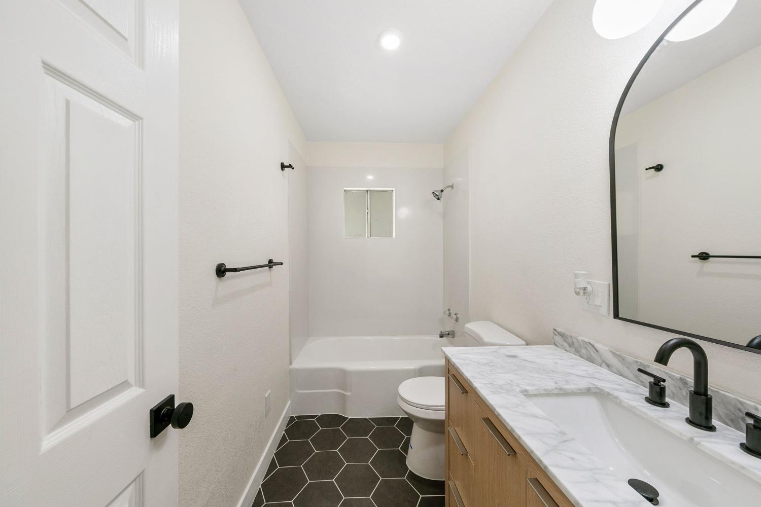 Detail Gallery Image 24 of 36 For 102 Clover St, Woodland,  CA 95695 - 2 Beds | 1 Baths