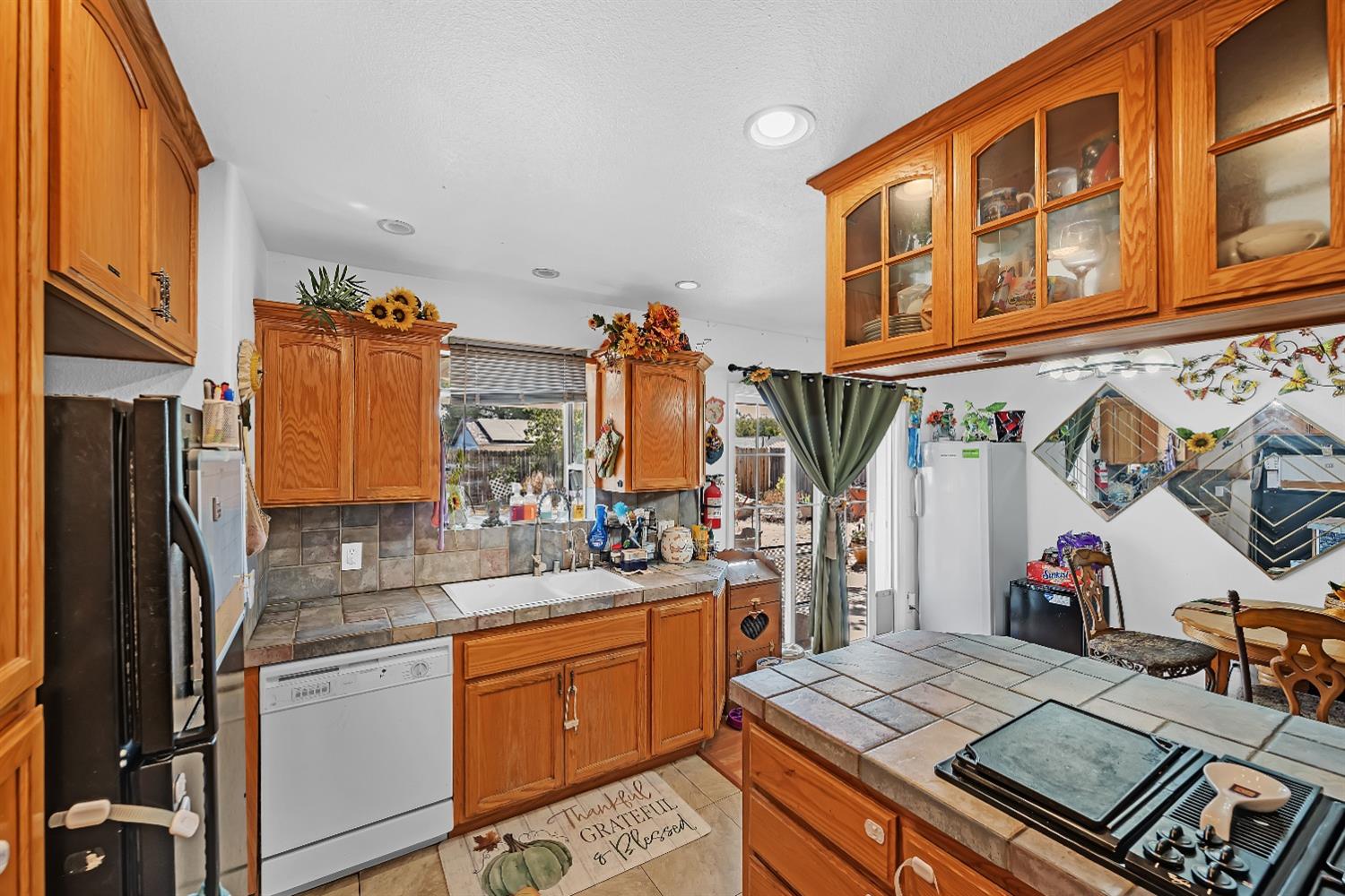 Detail Gallery Image 12 of 41 For 507 Sunlight Drive, Diamond Springs,  CA 95619 - 3 Beds | 1 Baths