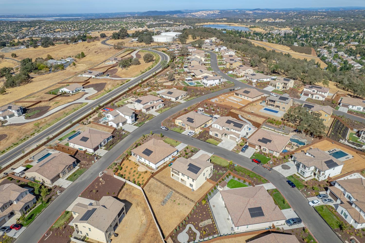 Detail Gallery Image 40 of 42 For 1004 Trapani Ln, El Dorado Hills,  CA 95762 - 4 Beds | 3/1 Baths