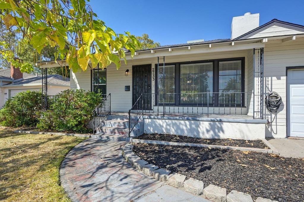 Detail Gallery Image 4 of 34 For 2733 Marilona Dr, Sacramento,  CA 95821 - 2 Beds | 1 Baths