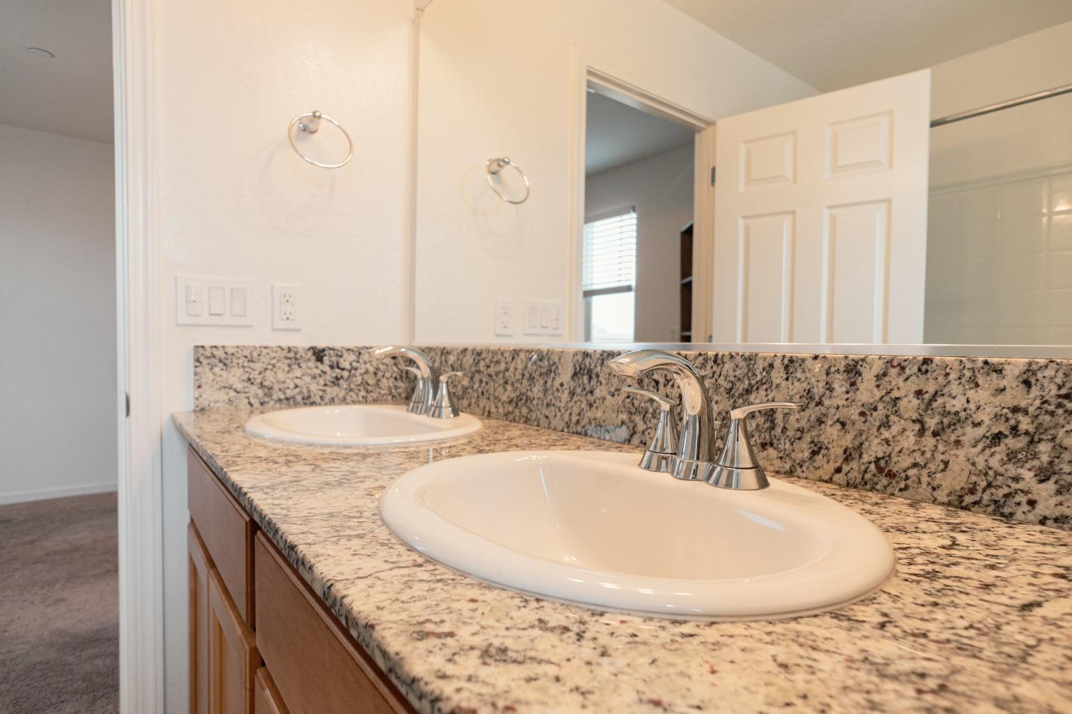 Detail Gallery Image 25 of 62 For 400 Verte St, Chowchilla,  CA 93610 - 4 Beds | 2/1 Baths