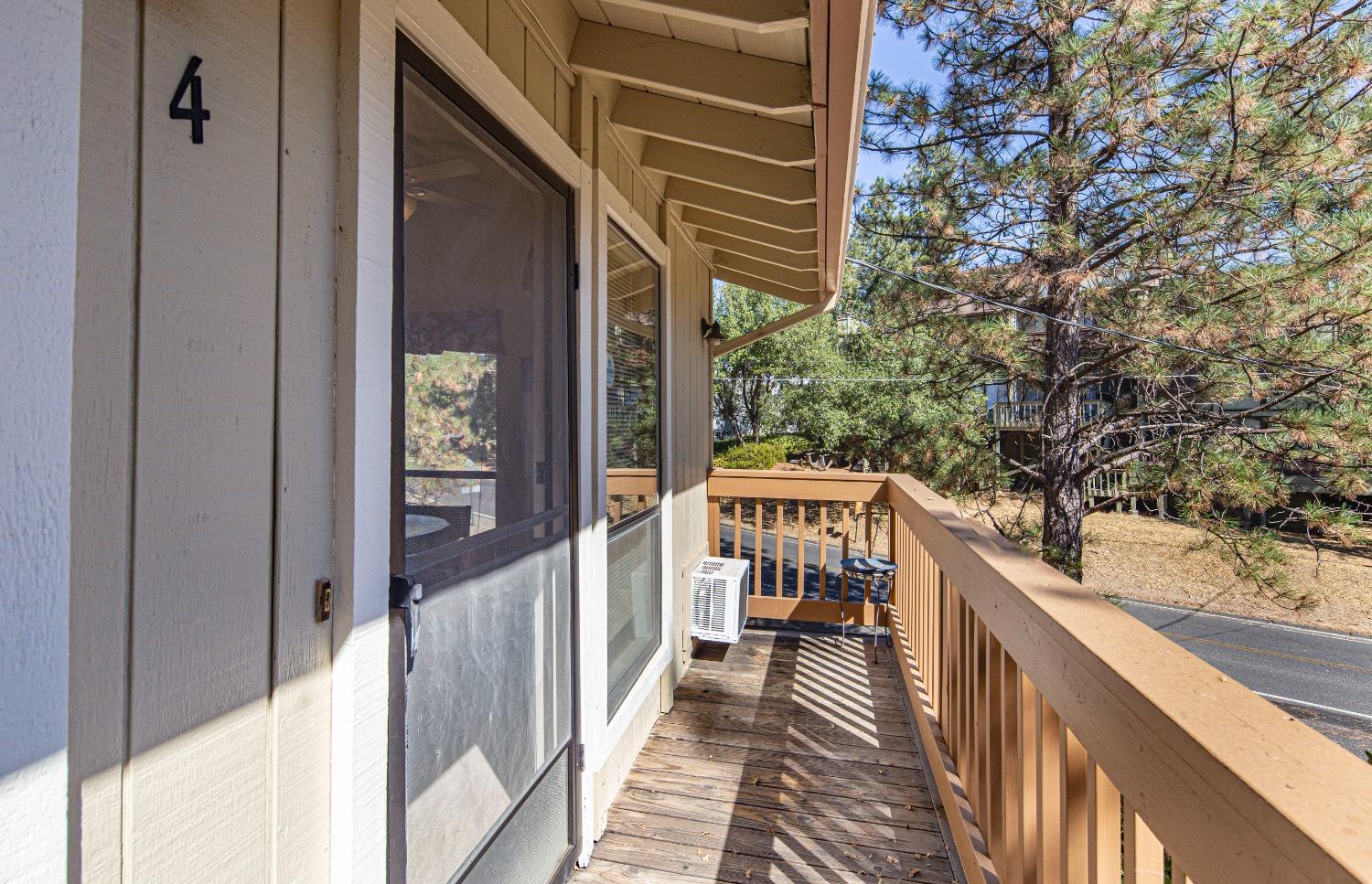 Detail Gallery Image 9 of 46 For 19154 Dyer Ct #4,  Groveland,  CA 95321 - 2 Beds | 2 Baths