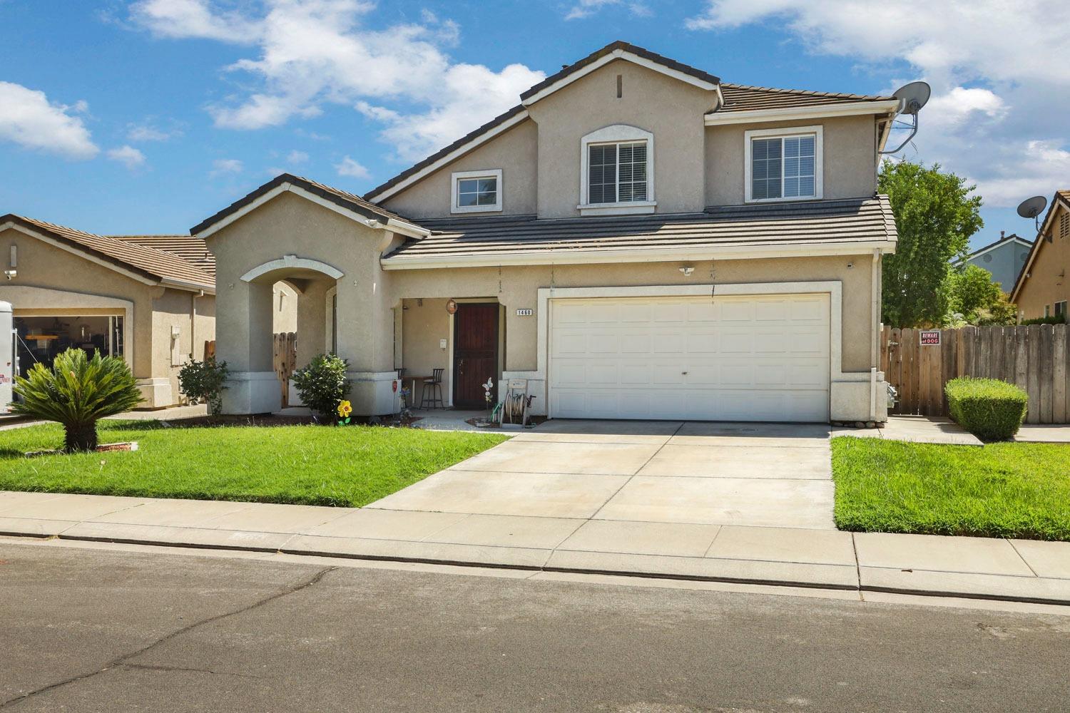 Detail Gallery Image 1 of 44 For 1460 Gondola St, Manteca,  CA 95336 - 4 Beds | 2/1 Baths