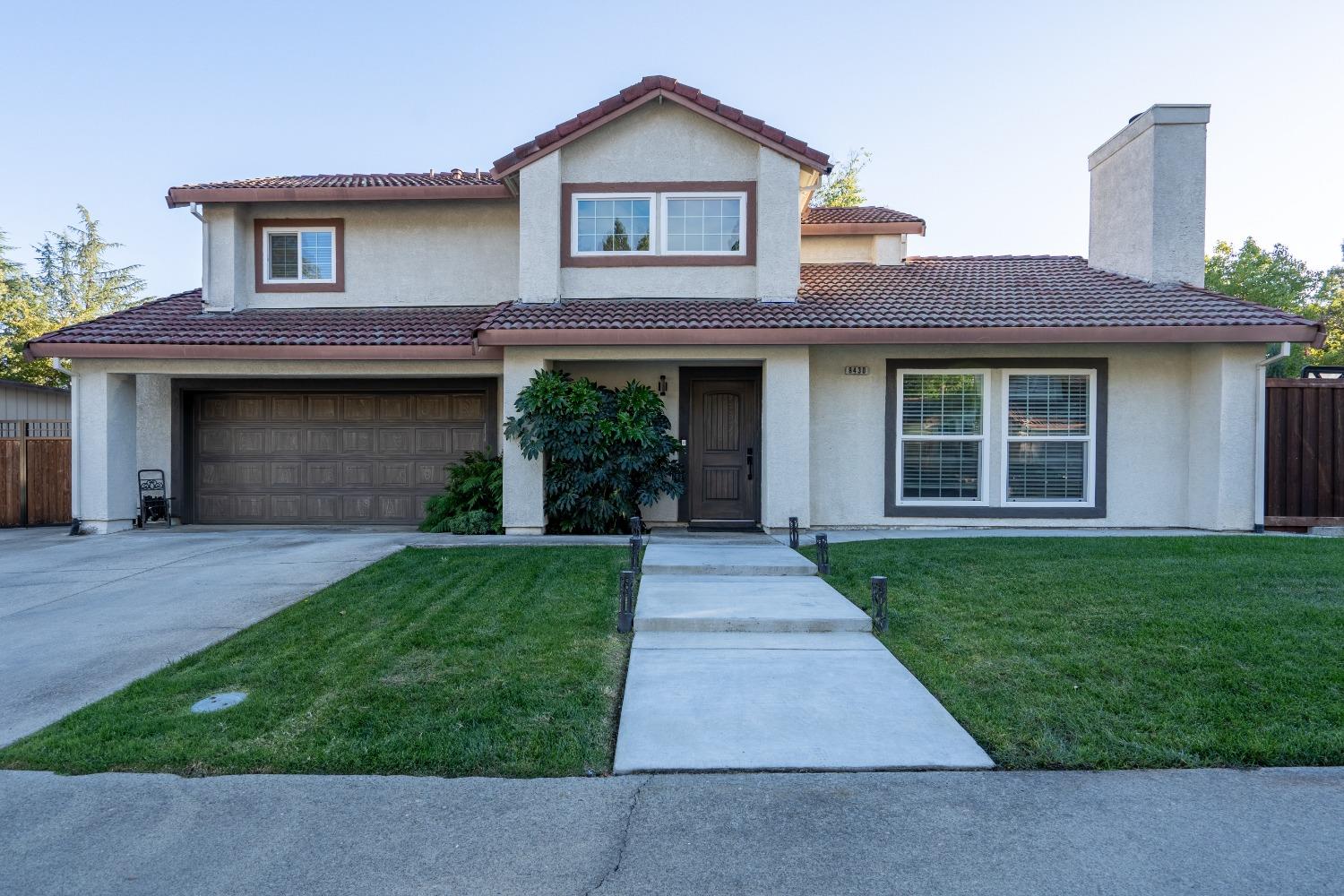 Detail Gallery Image 2 of 28 For 8430 Aster Ct, Citrus Heights,  CA 95610 - 3 Beds | 2/1 Baths