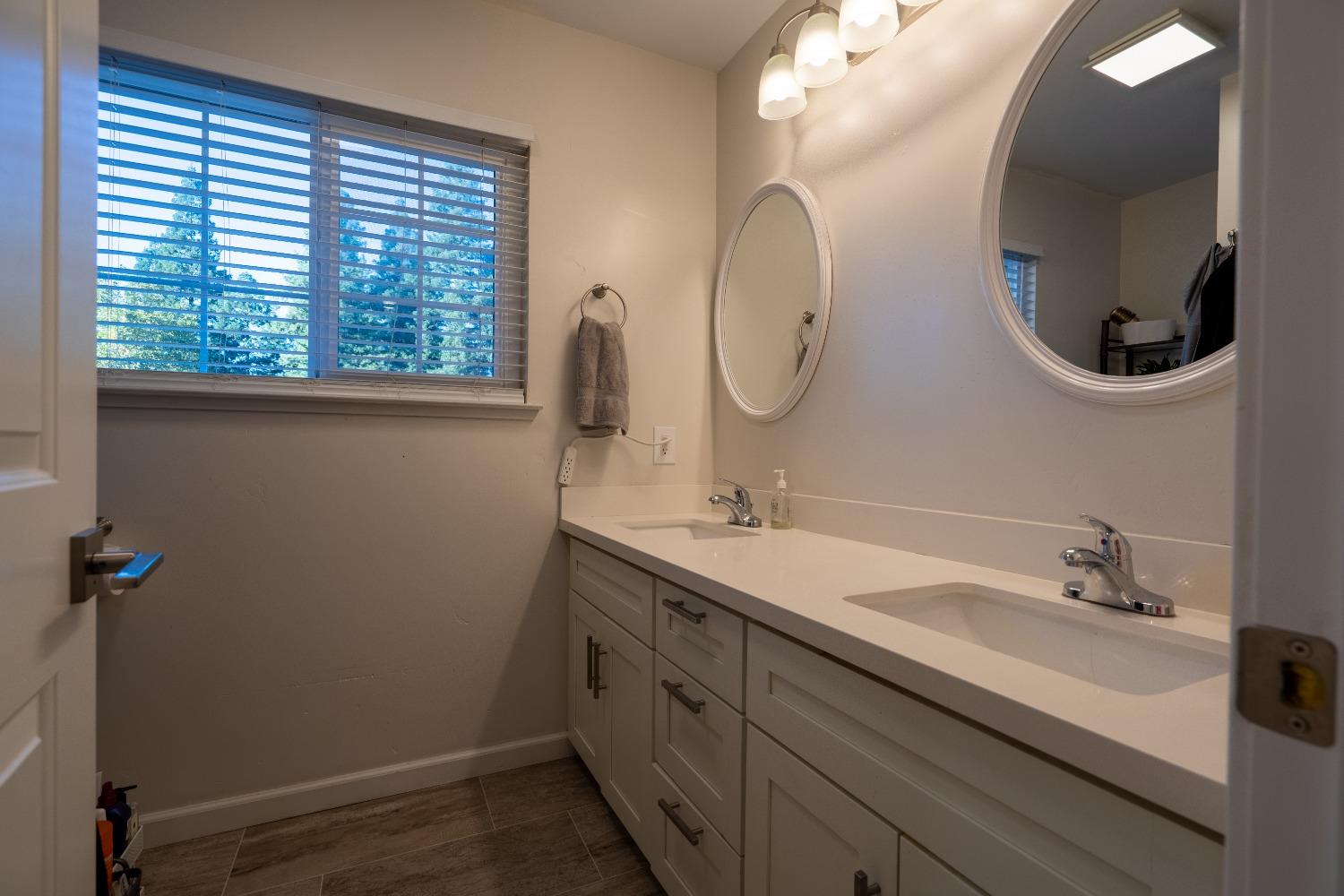 Detail Gallery Image 16 of 28 For 8430 Aster Ct, Citrus Heights,  CA 95610 - 3 Beds | 2/1 Baths