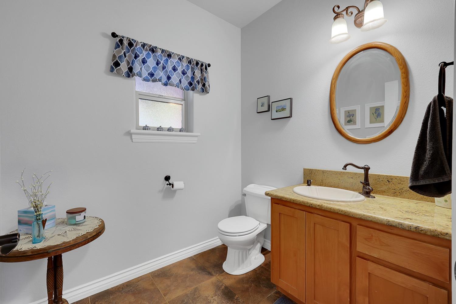 Detail Gallery Image 28 of 97 For 8245 Sunnyside Ln, Oregon House,  CA 95962 - 4 Beds | 3/1 Baths