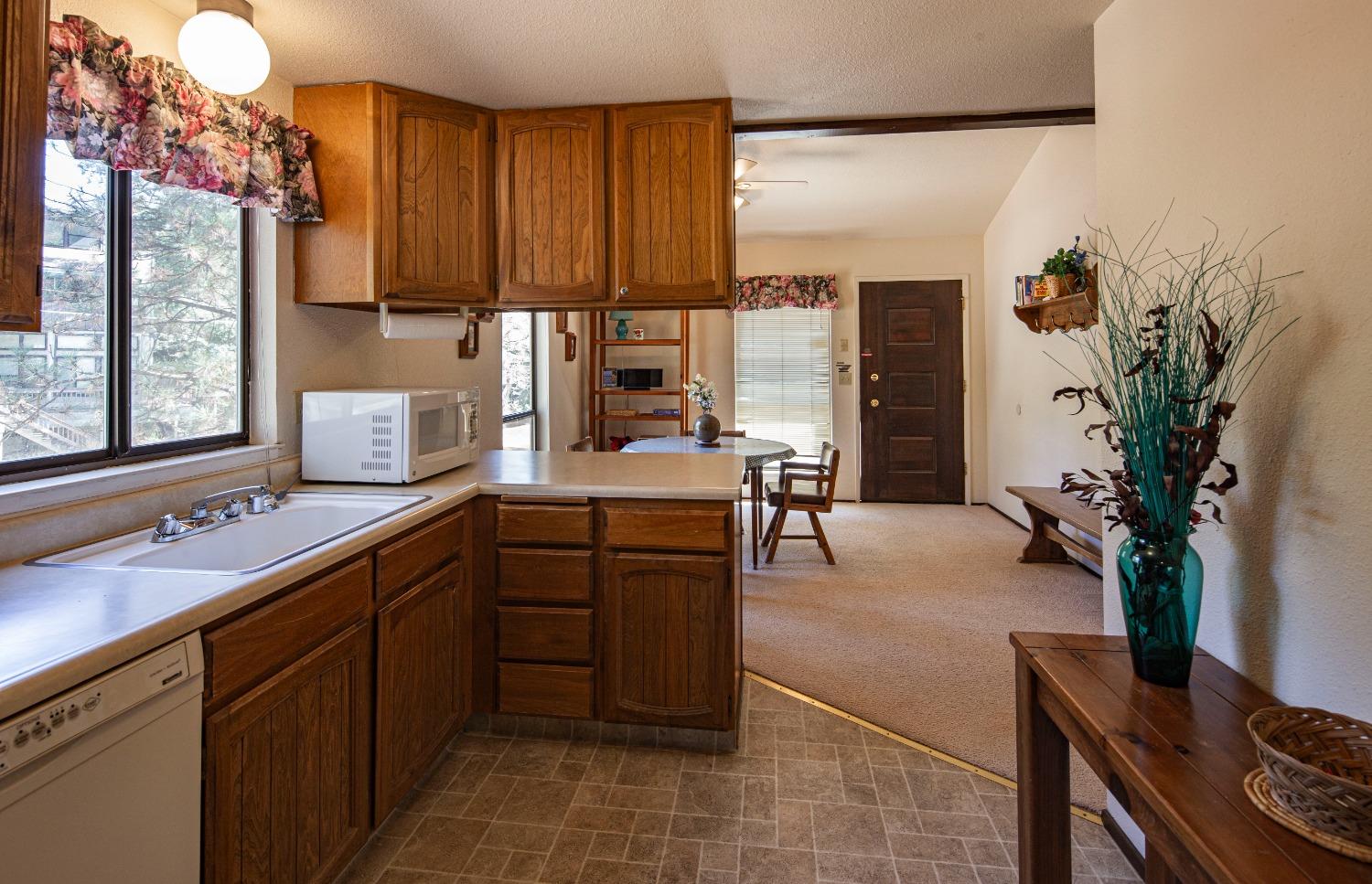 Detail Gallery Image 13 of 46 For 19154 Dyer Ct #4,  Groveland,  CA 95321 - 2 Beds | 2 Baths