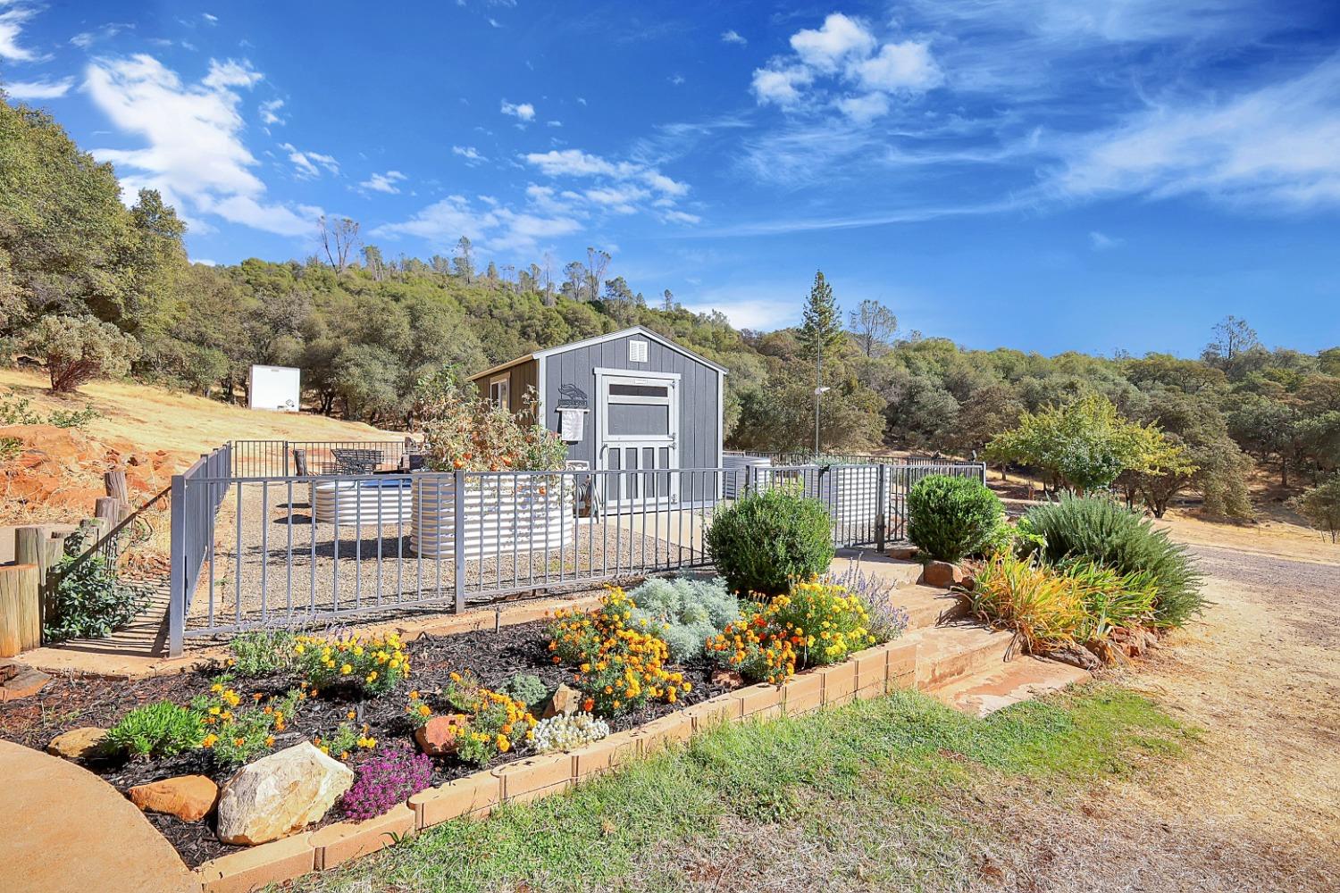 Detail Gallery Image 51 of 97 For 8245 Sunnyside Ln, Oregon House,  CA 95962 - 4 Beds | 3/1 Baths