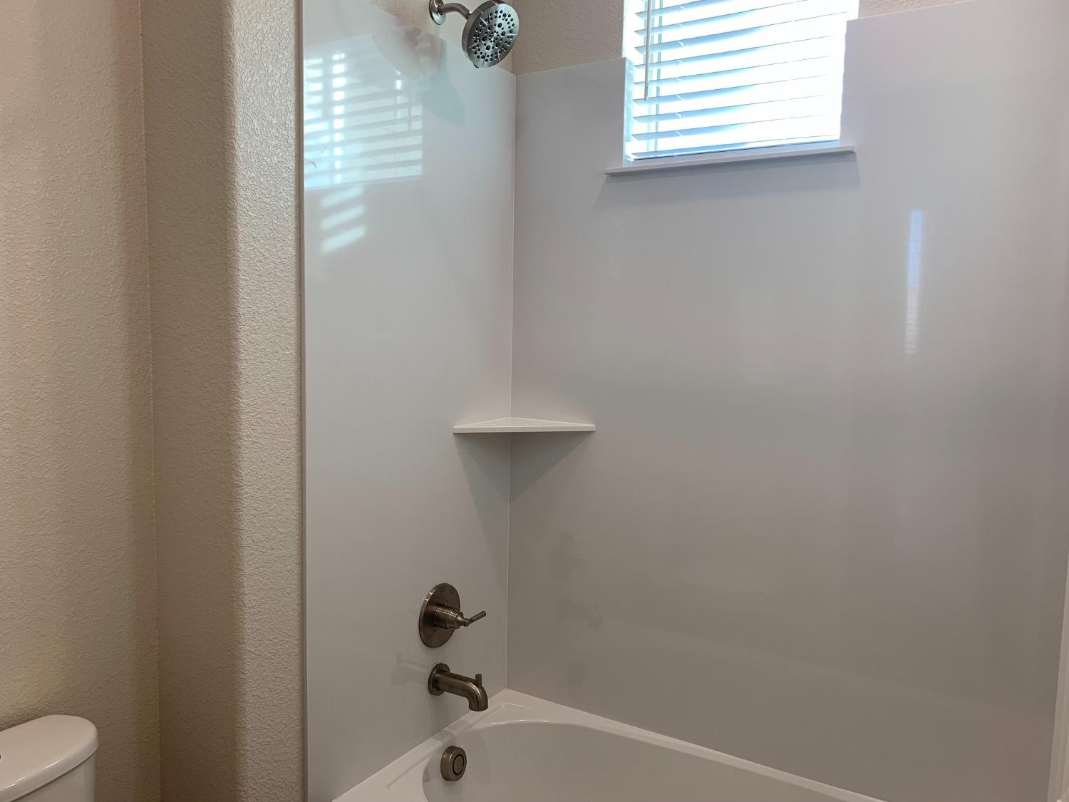 Detail Gallery Image 25 of 35 For 9043 Csuri St, Elk Grove,  CA 95624 - 4 Beds | 3/1 Baths