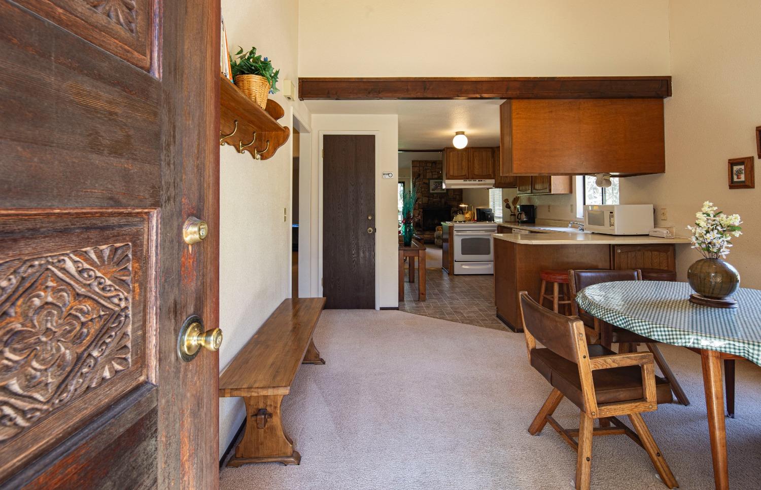 Detail Gallery Image 10 of 46 For 19154 Dyer Ct #4,  Groveland,  CA 95321 - 2 Beds | 2 Baths