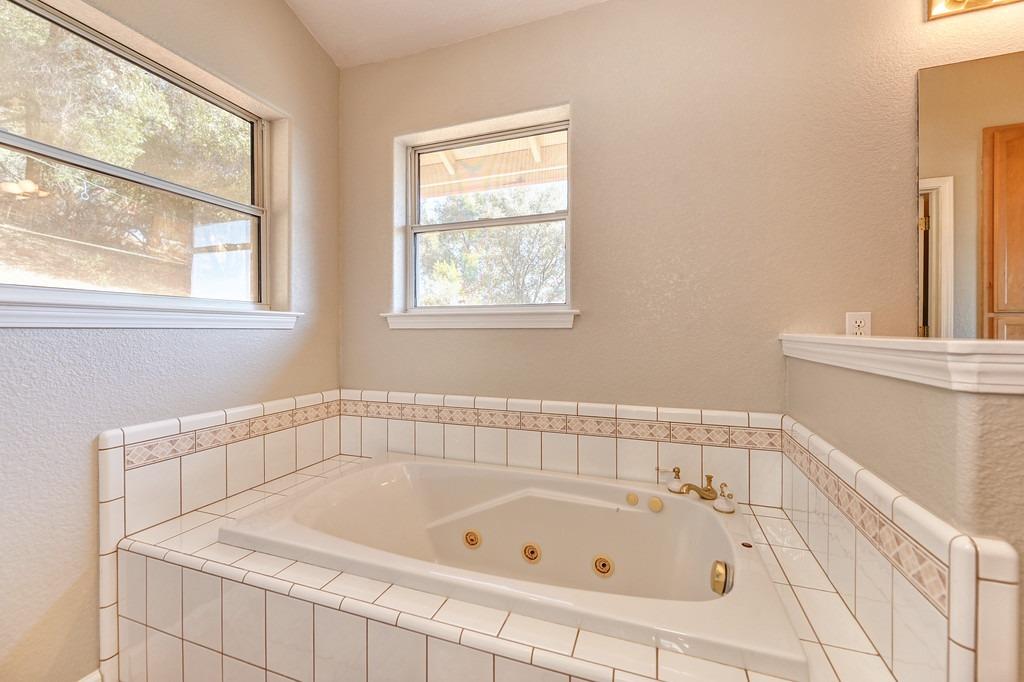 Detail Gallery Image 23 of 54 For 2080 Upper Black Rock Rd, Cool,  CA 95614 - 3 Beds | 2/1 Baths